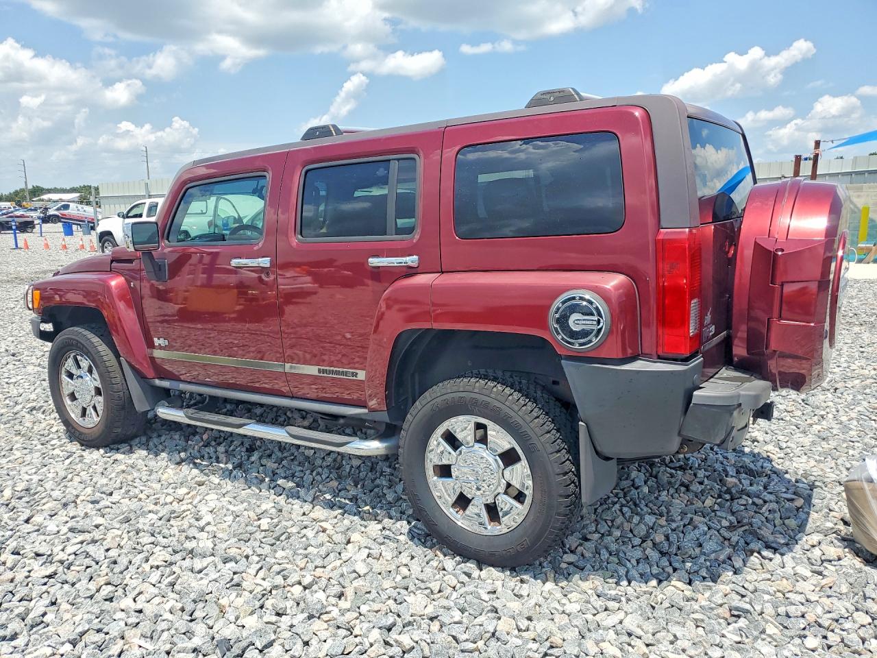 2007 Hummer H3 Burgundy vin: 5GTDN13E778134962