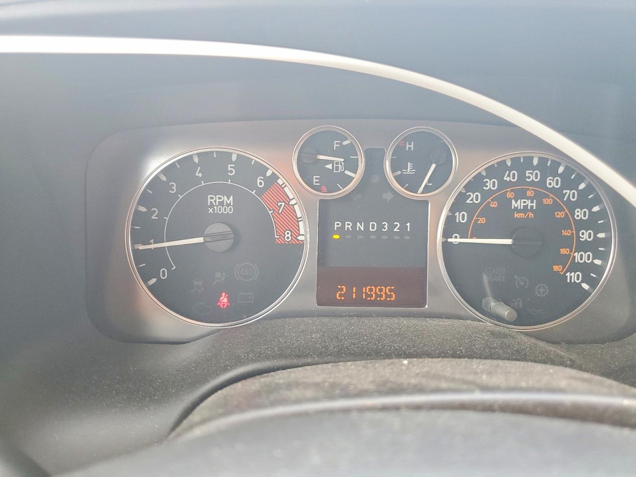 2007 Hummer H3 Burgundy vin: 5GTDN13E778134962