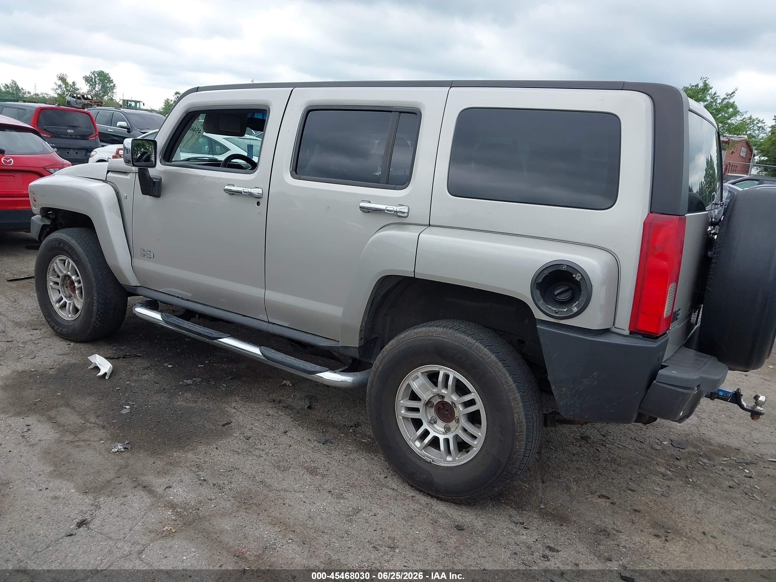 2007 Hummer H3 Suv   Champagne vin: 5GTDN13E778145766