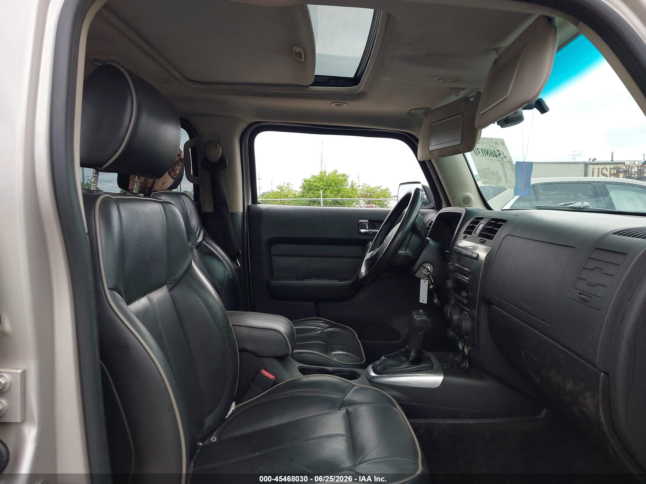 2007 Hummer H3 Suv   Champagne vin: 5GTDN13E778145766