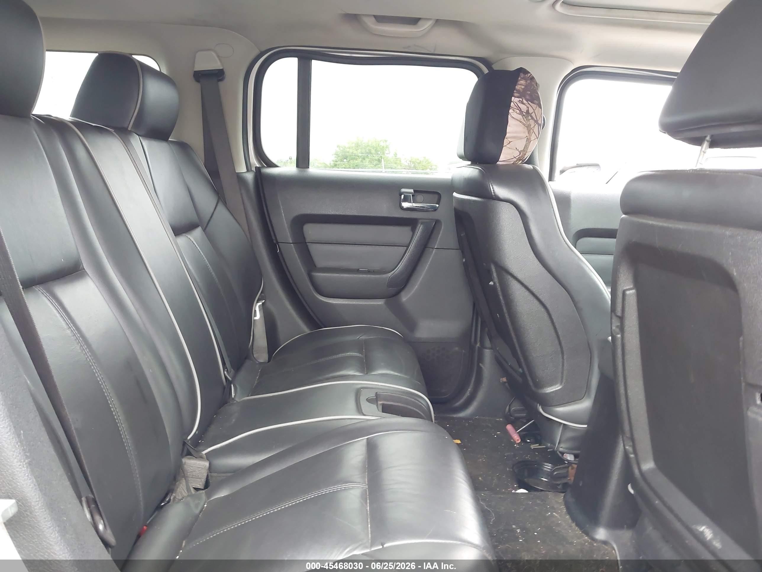 2007 Hummer H3 Suv   Champagne vin: 5GTDN13E778145766