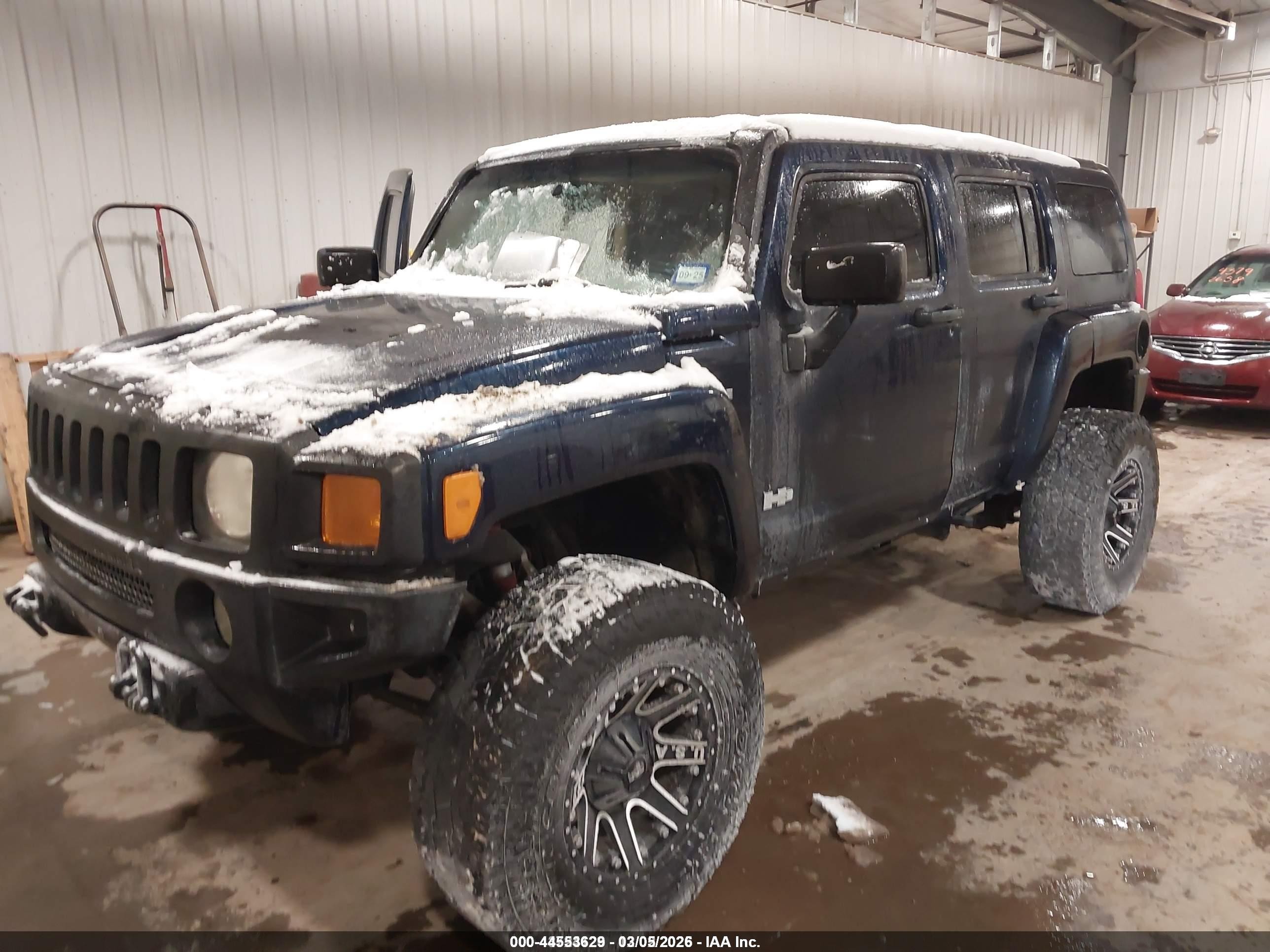 2007 Hummer H3 Suv   Blue vin: 5GTDN13E778158453