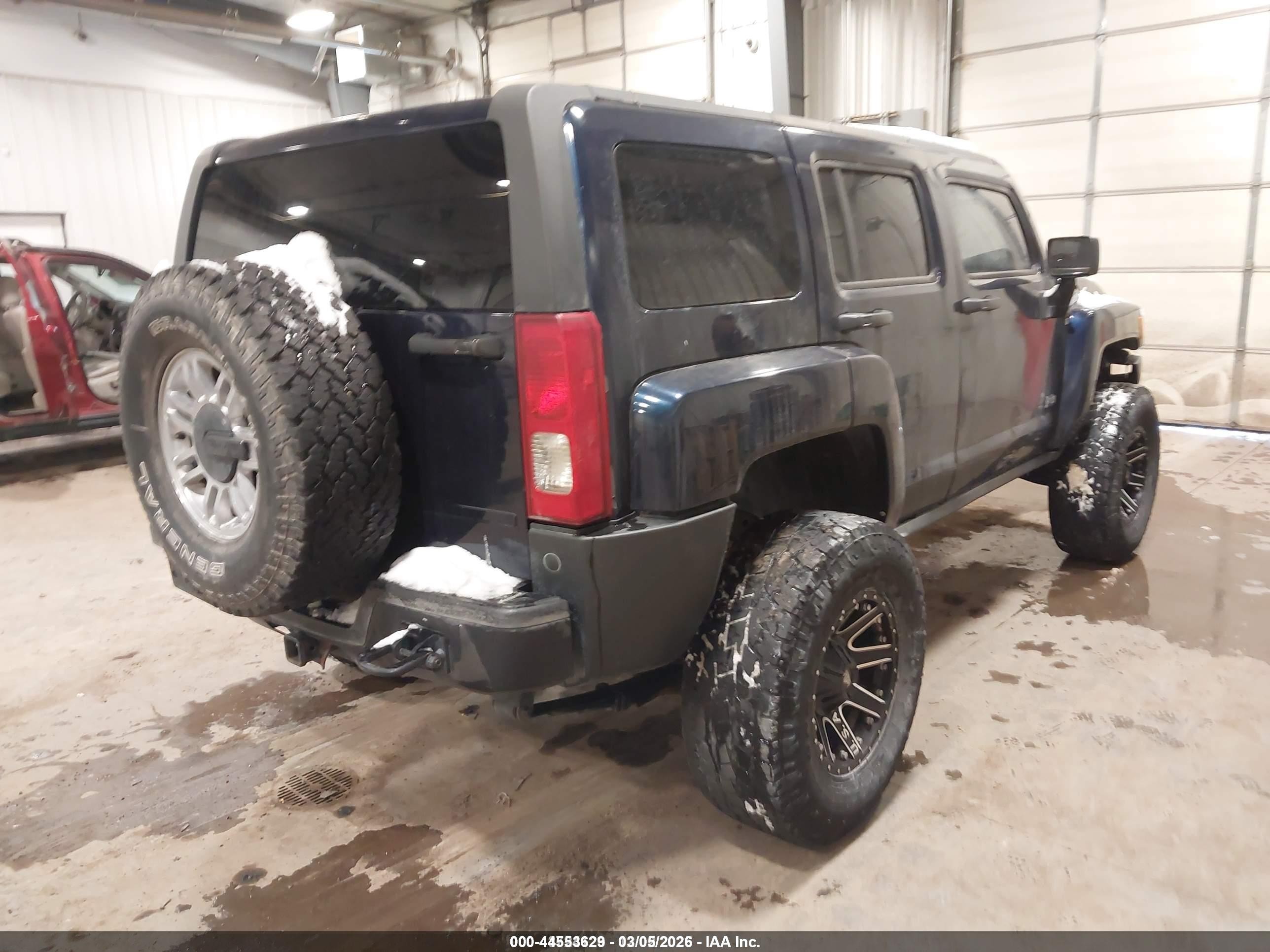 2007 Hummer H3 Suv   Blue vin: 5GTDN13E778158453