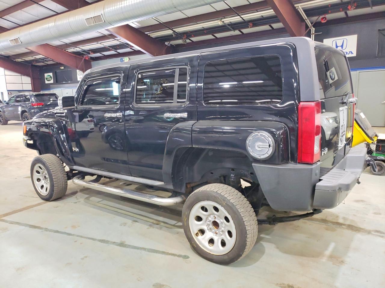 2007 Hummer H3 Black vin: 5GTDN13E778224872