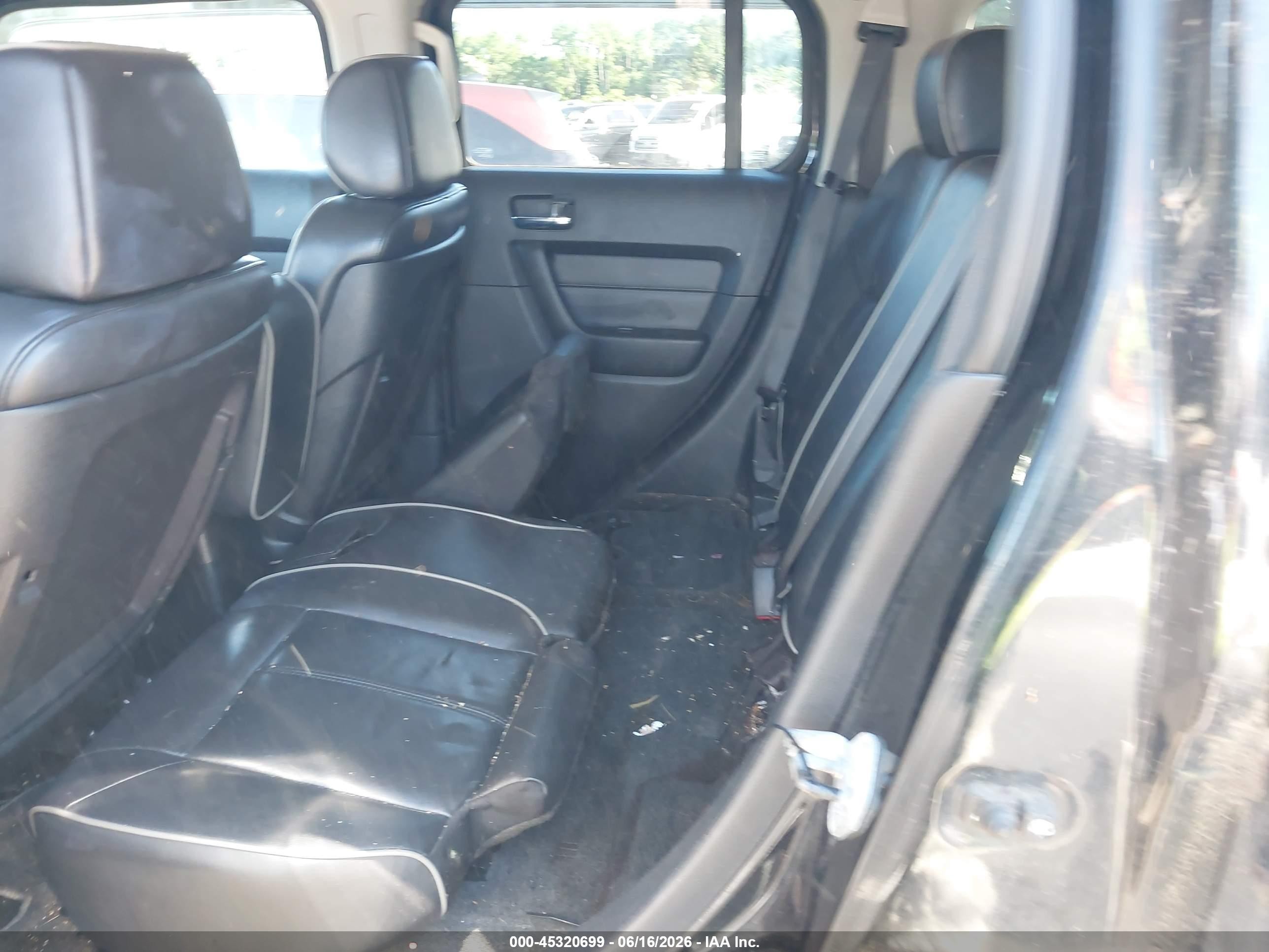2007 Hummer H3 Suv   Black vin: 5GTDN13E878176802
