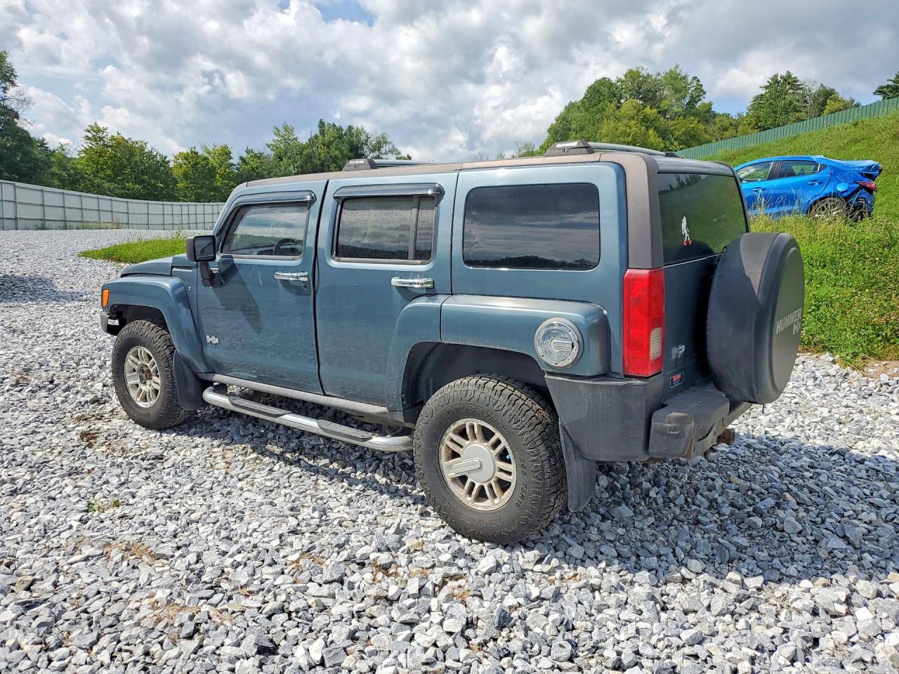 2007 Hummer H3 Blue vin: 5GTDN13E878177769