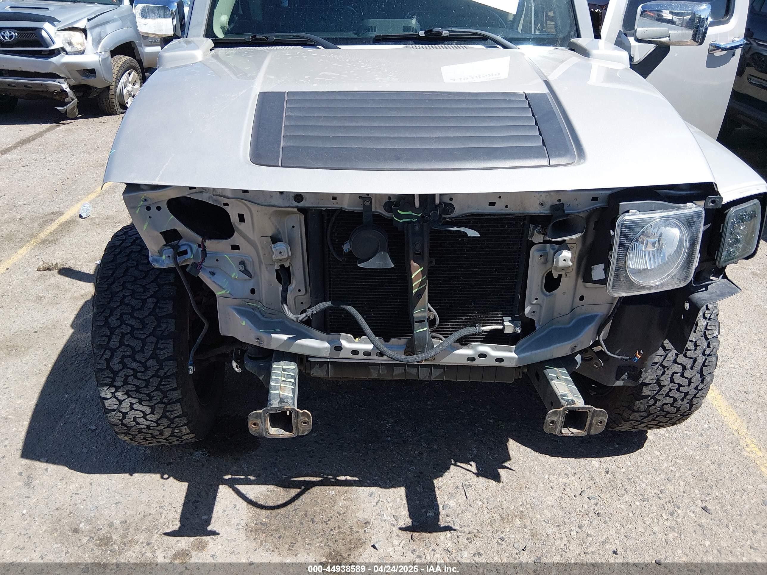 2007 Hummer H3 Suv   Silver vin: 5GTDN13E978201593