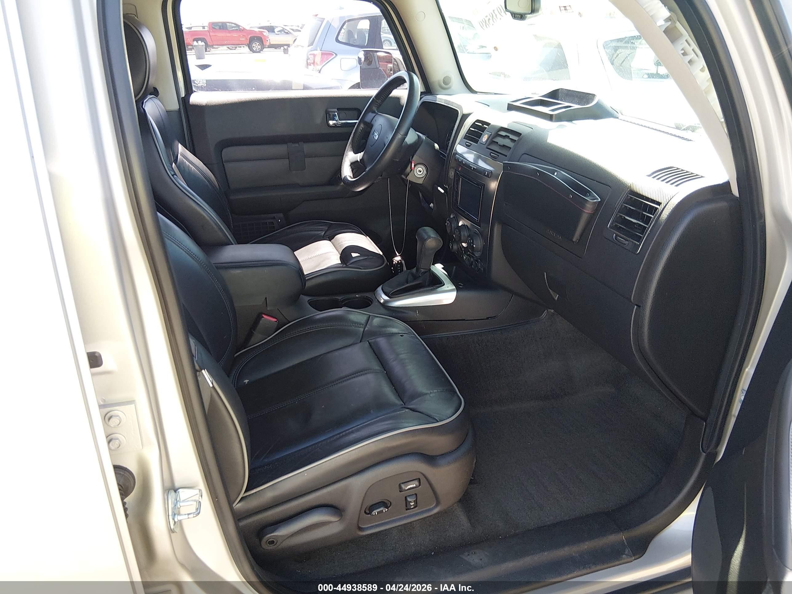 2007 Hummer H3 Suv   Silver vin: 5GTDN13E978201593