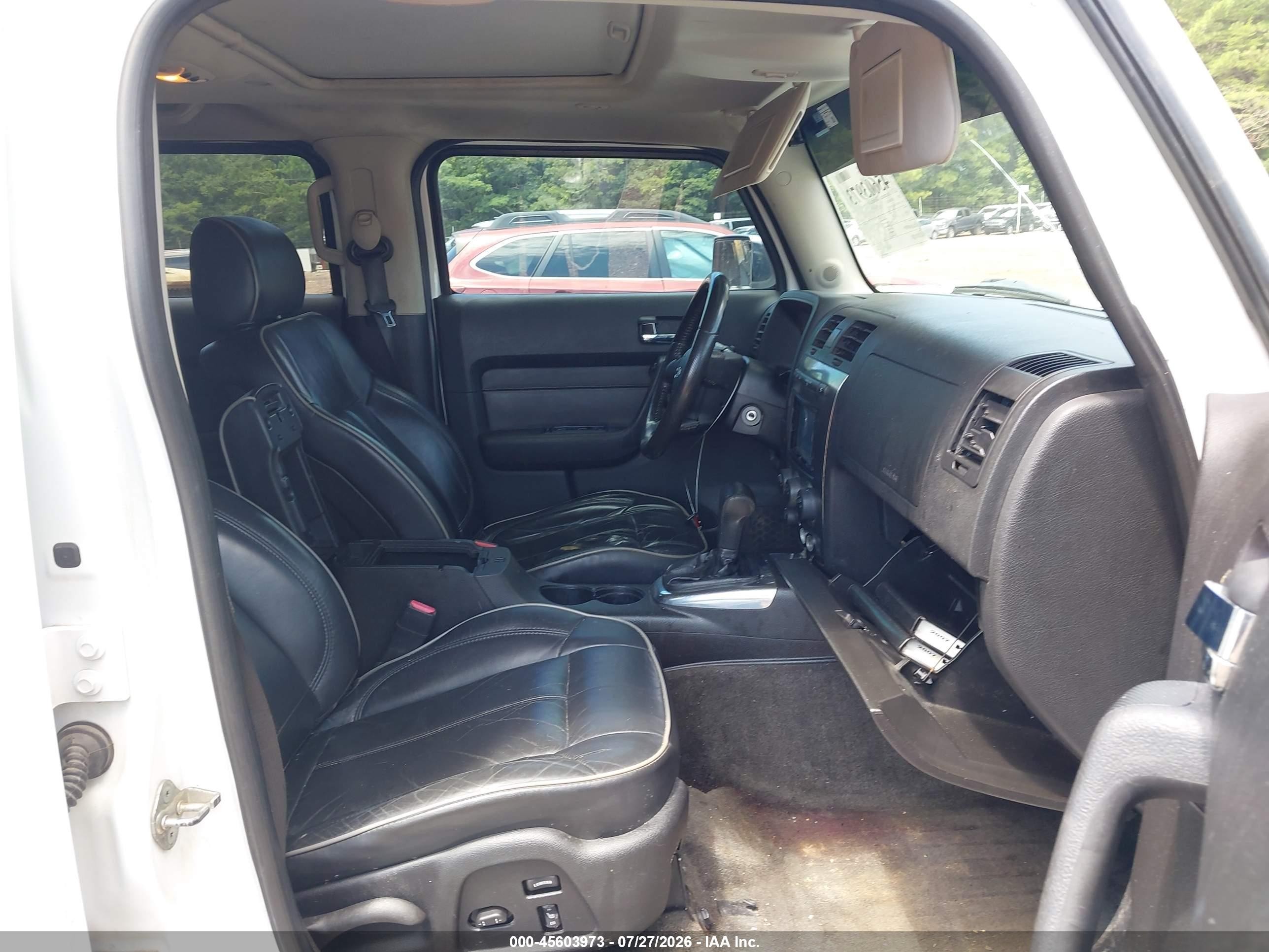 2007 Hummer H3 Suv   White vin: 5GTDN13EX78172492