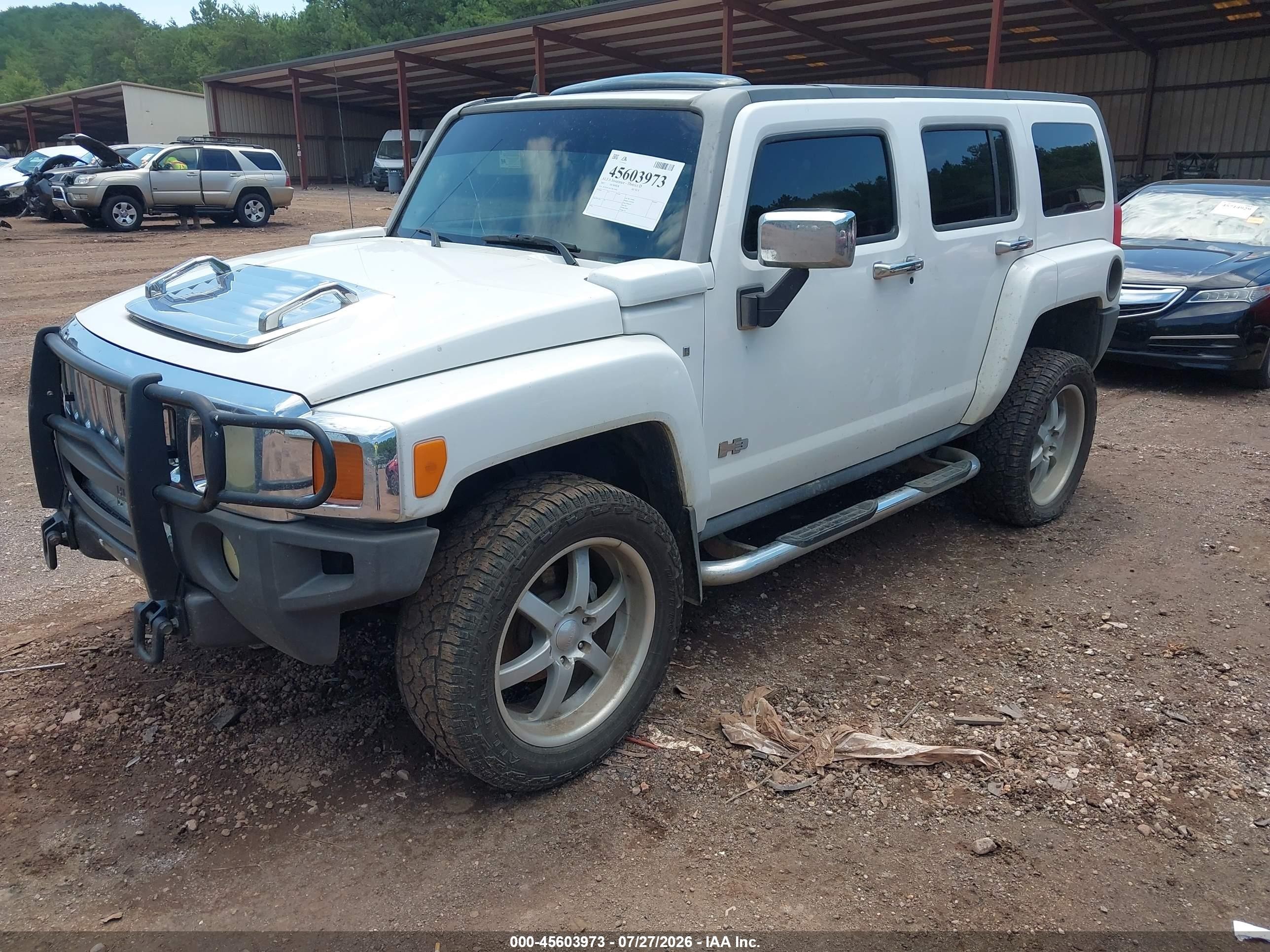 2007 Hummer H3 Suv   White vin: 5GTDN13EX78172492