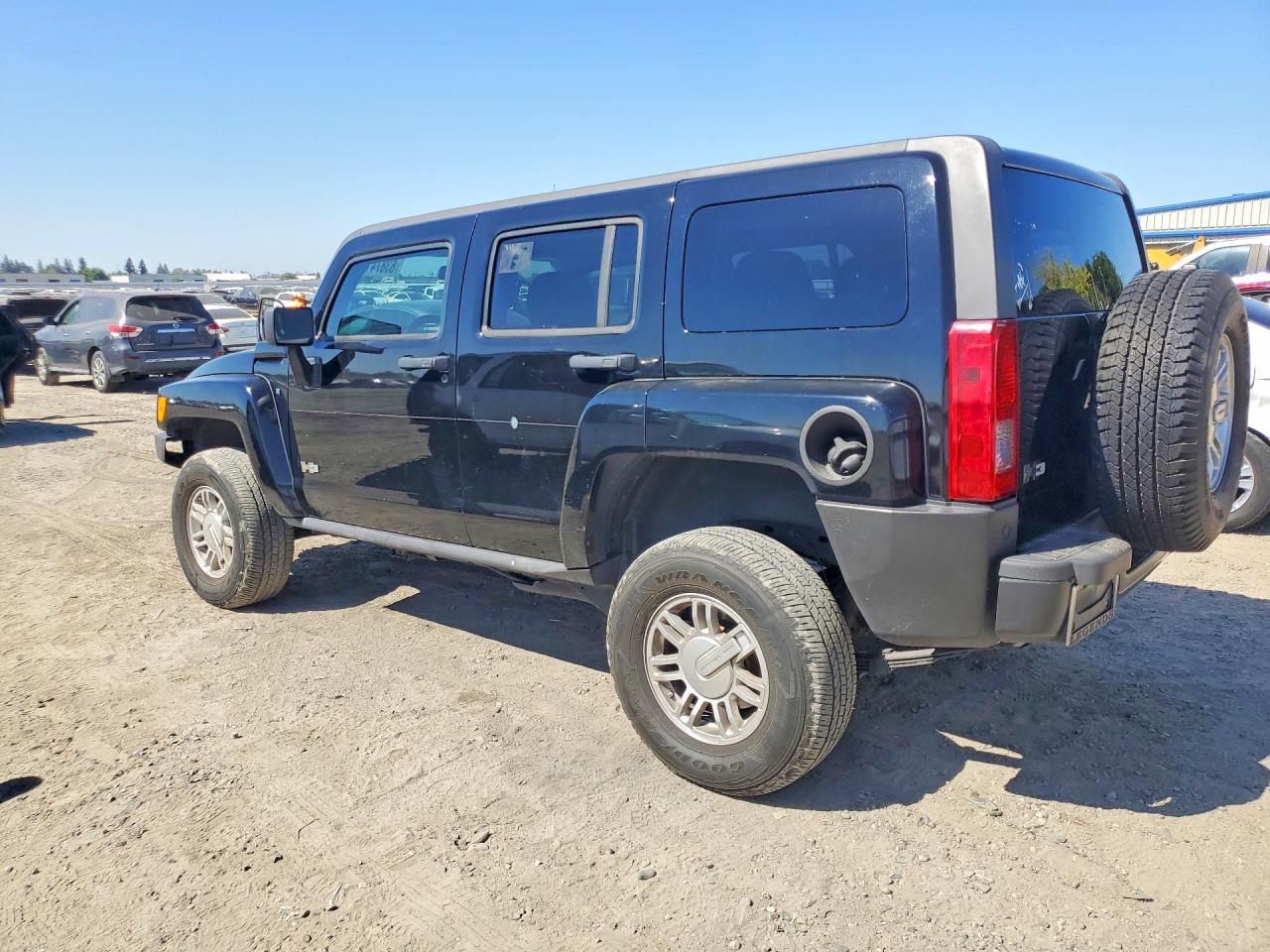 2008 Hummer H3 Черный vin: 5GTEN13E188139936