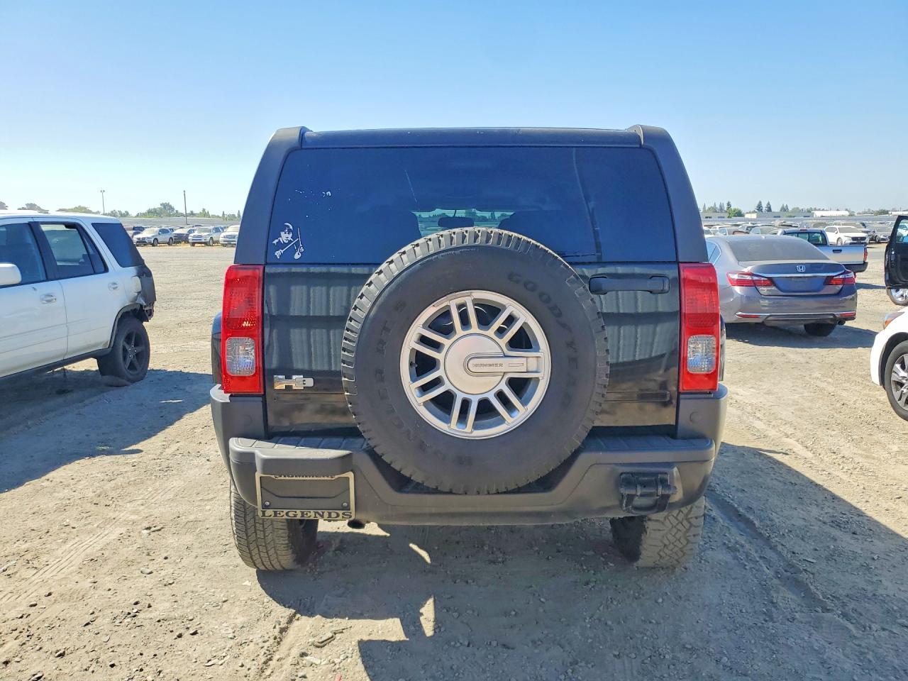 2008 Hummer H3 Черный vin: 5GTEN13E188139936