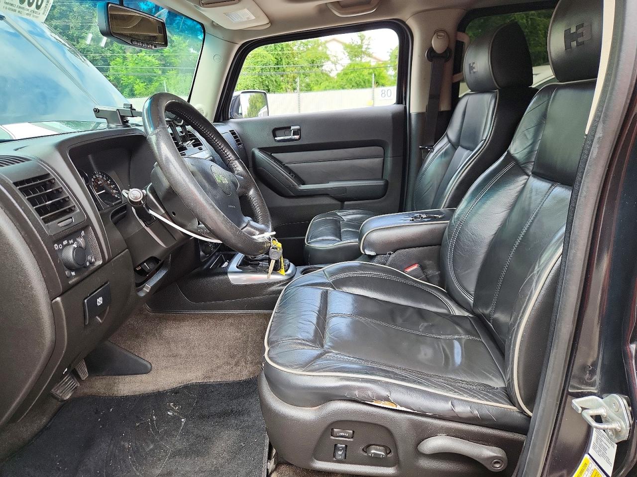 2009 Hummer H3 Black vin: 5GTEN13E198105318