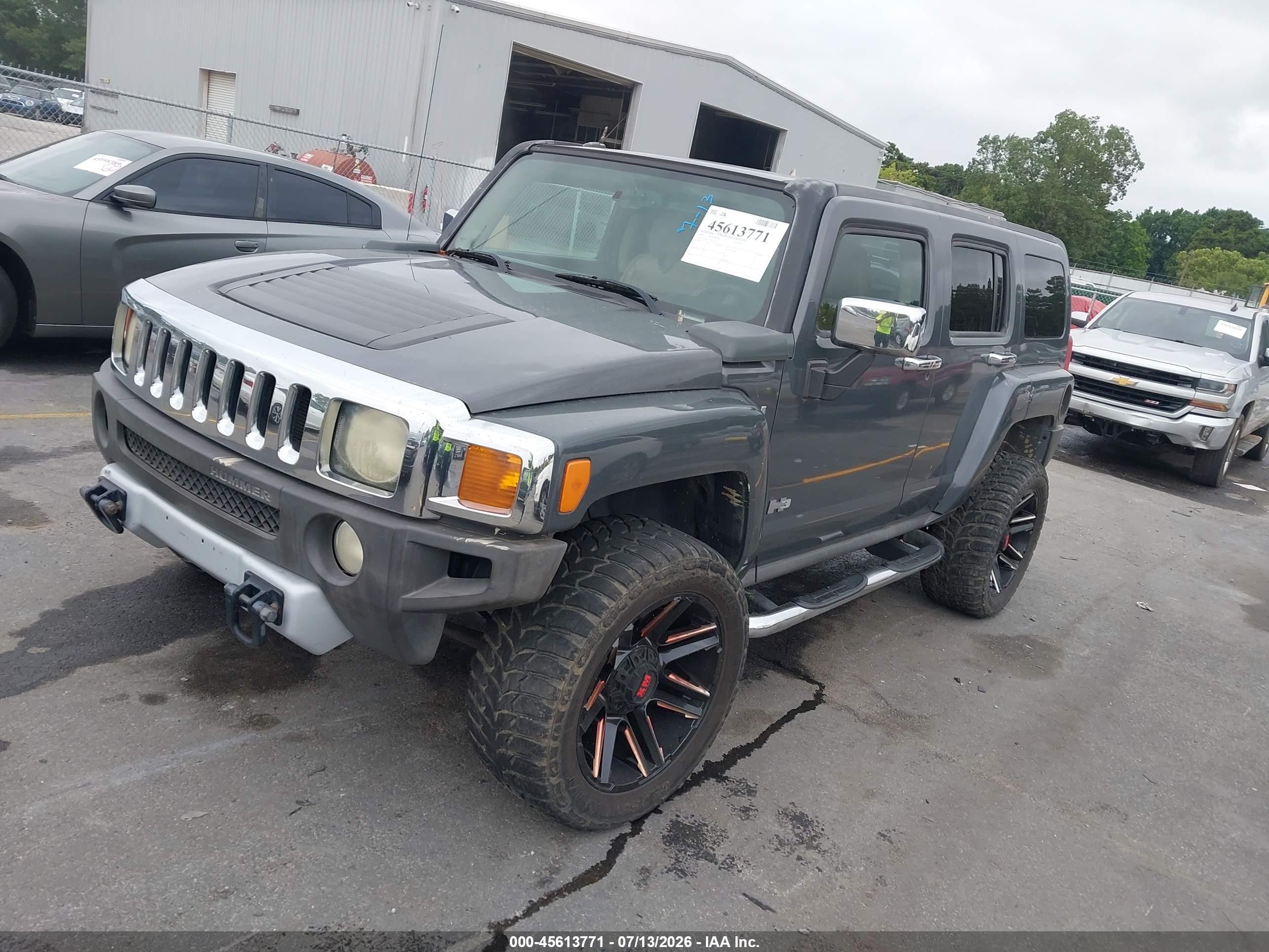 2009 Hummer H3 Suv   Gray vin: 5GTEN13E198117775