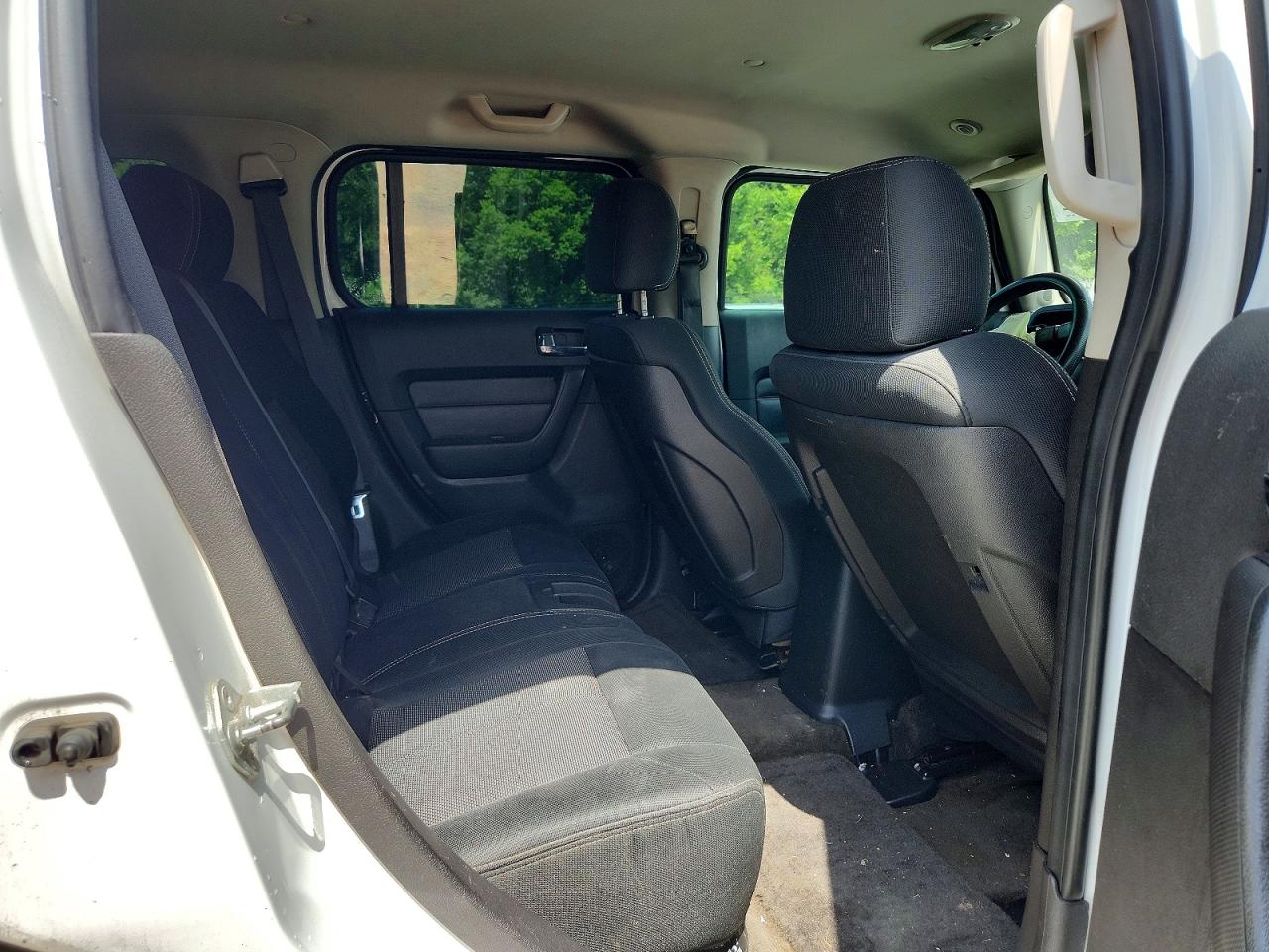 2009 Hummer H3 White vin: 5GTEN13E298115338