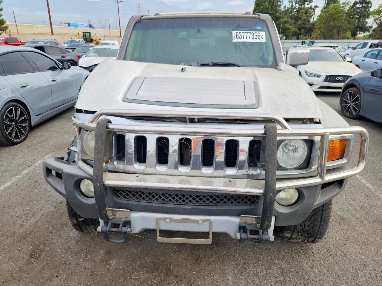 2009 Hummer H3 White vin: 5GTEN13E298141079
