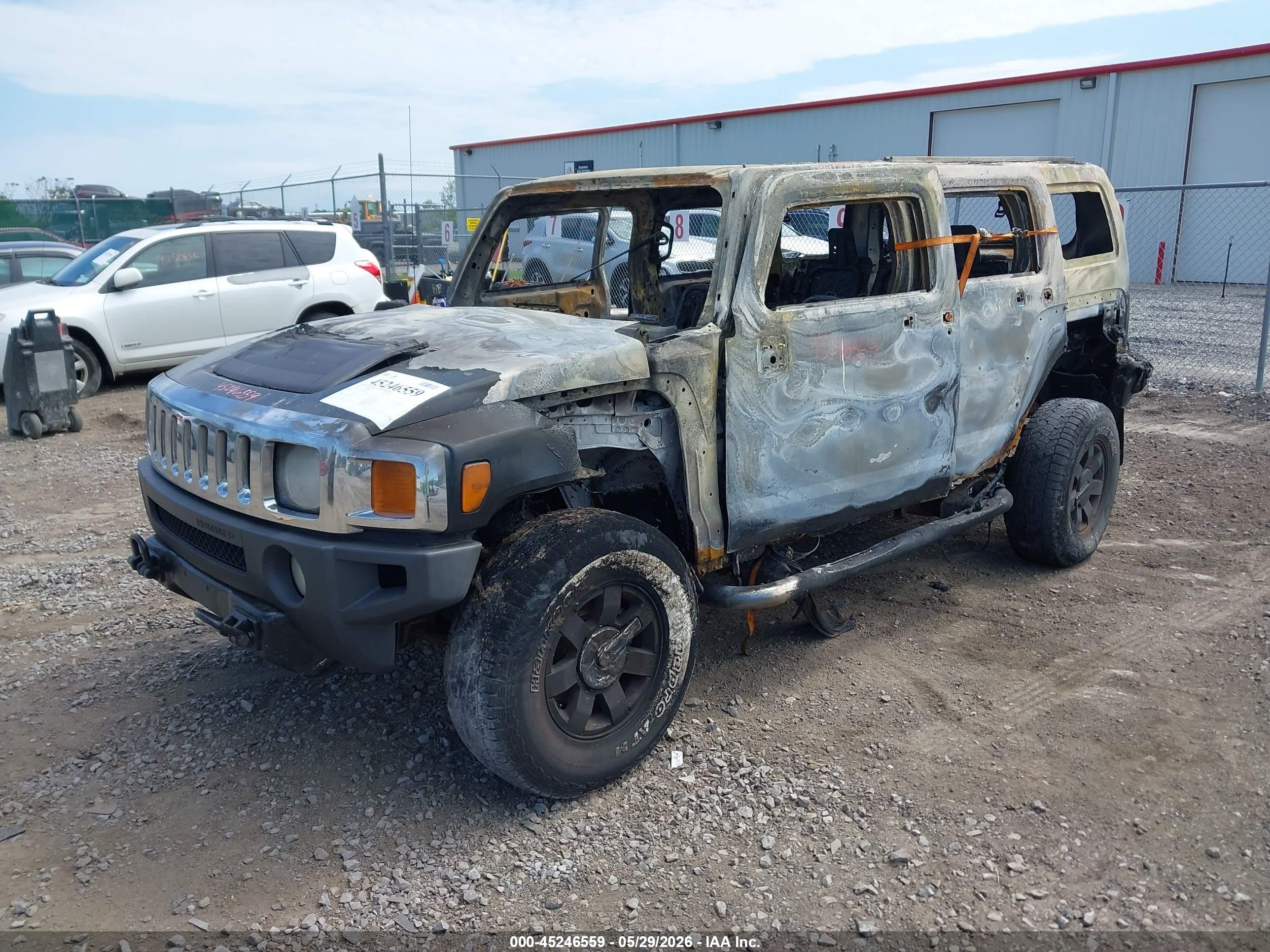 2009 Hummer H3 Suv   Gray vin: 5GTEN13E598107511