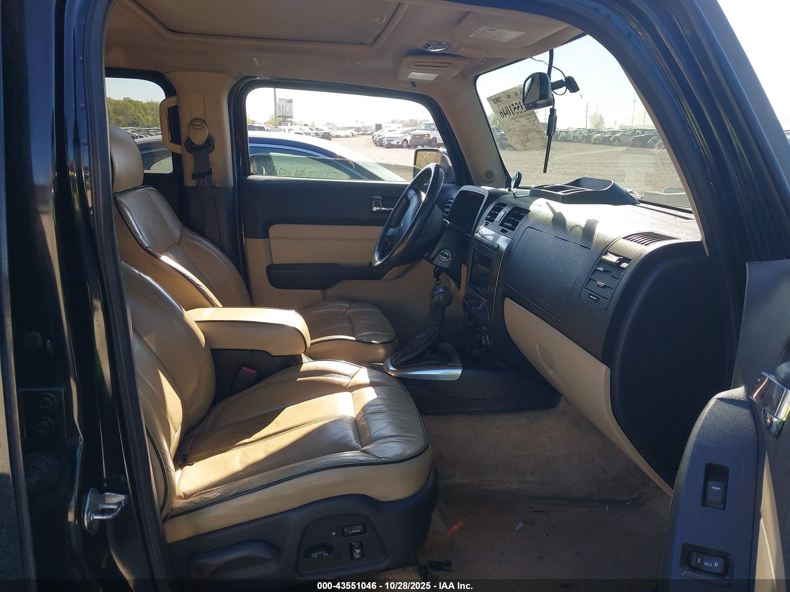 2009 Hummer H3 Suv   Black vin: 5GTEN13E798106425