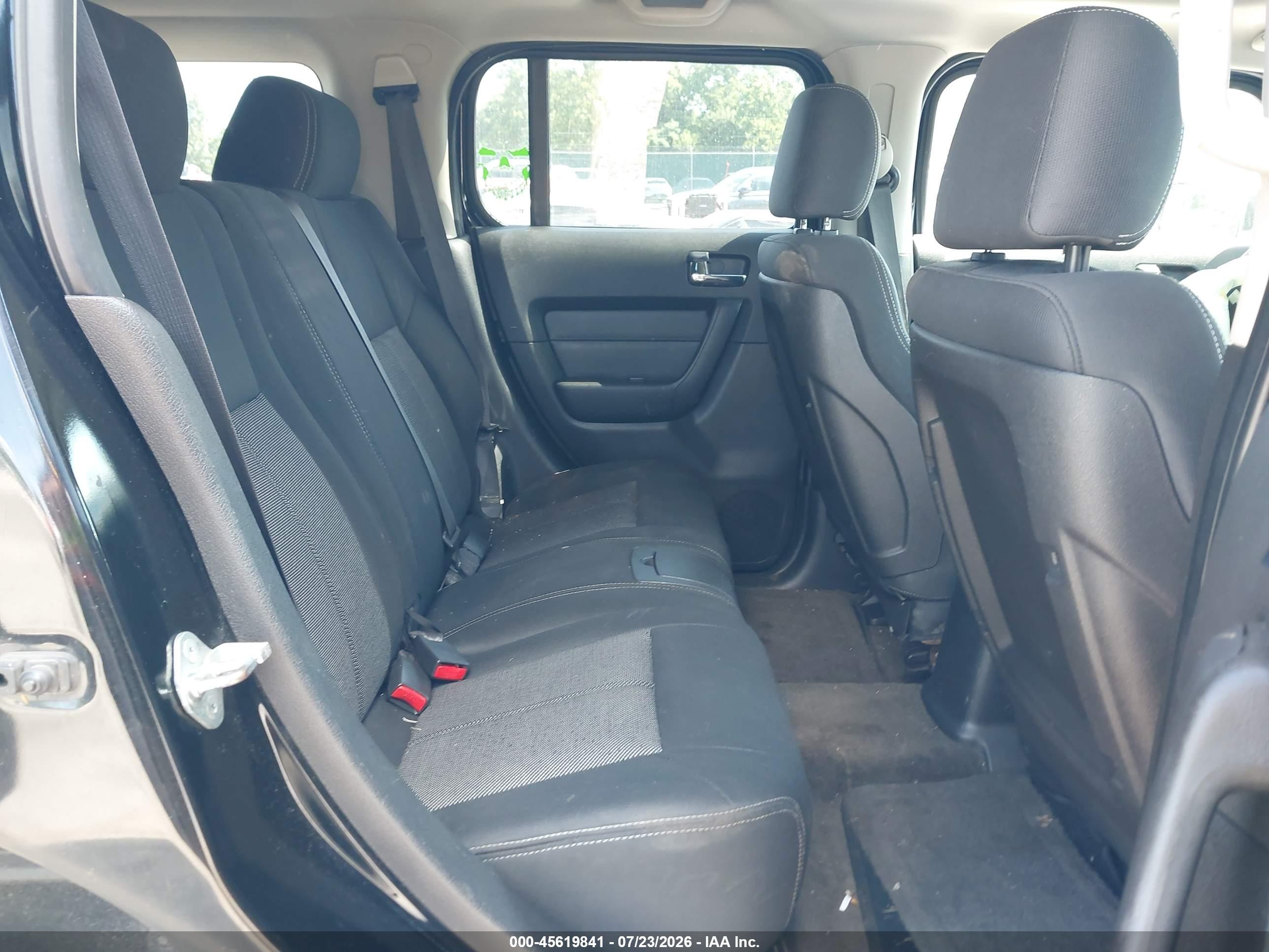 2009 Hummer H3 Suv   Black vin: 5GTEN13E798113343