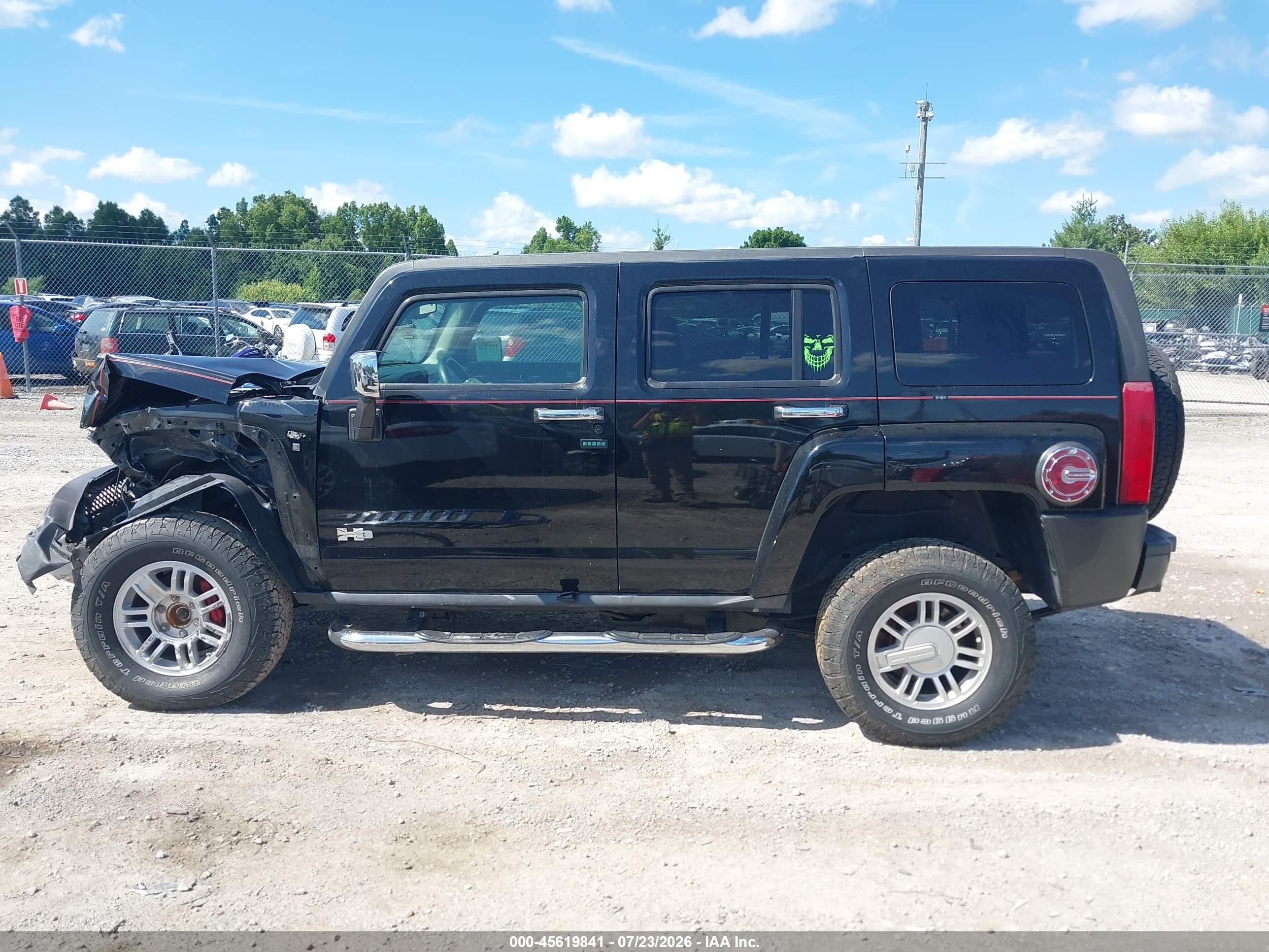 2009 Hummer H3 Suv   Black vin: 5GTEN13E798113343