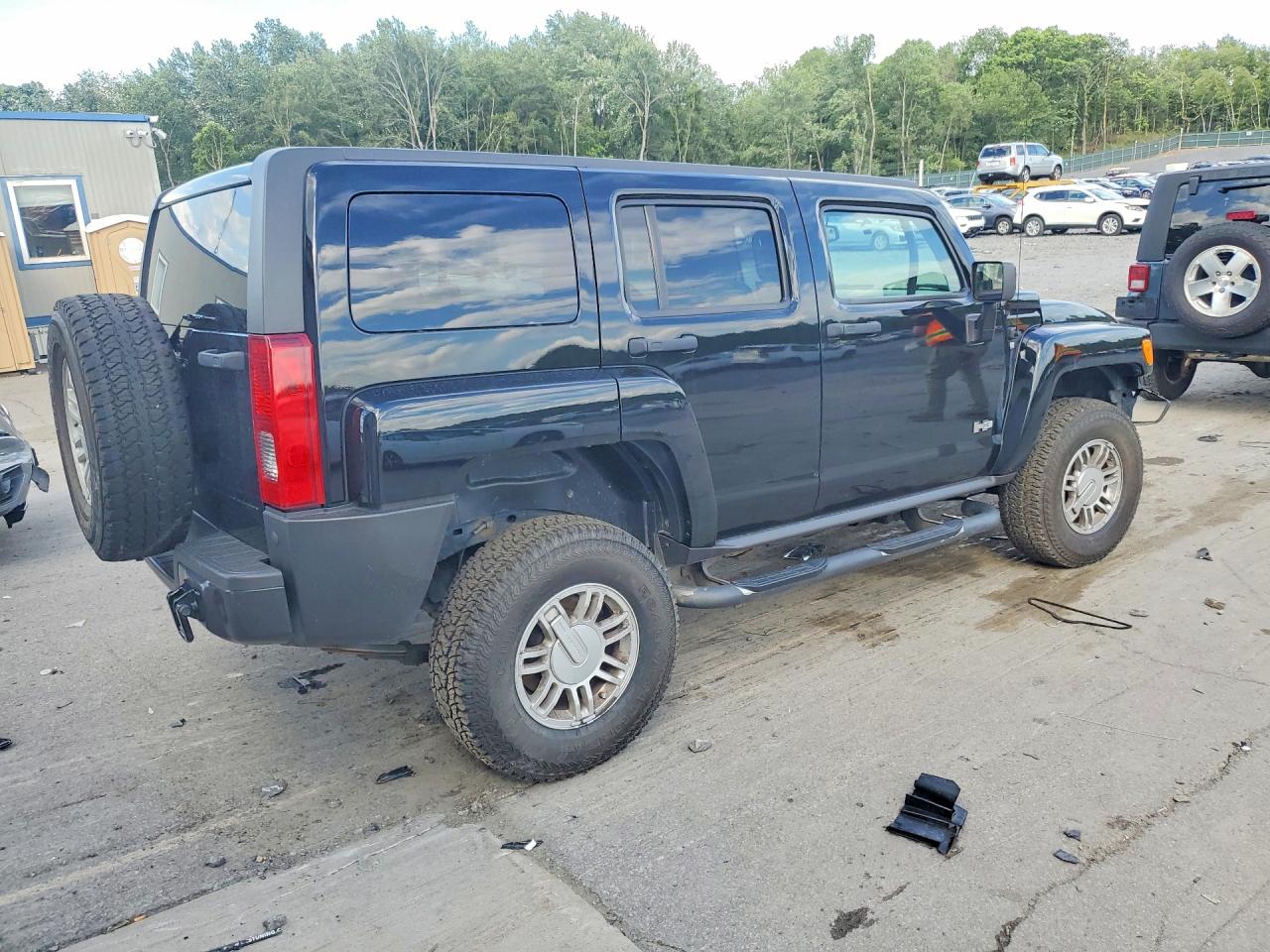 2008 Hummer H3 Черный vin: 5GTEN13EX88146979
