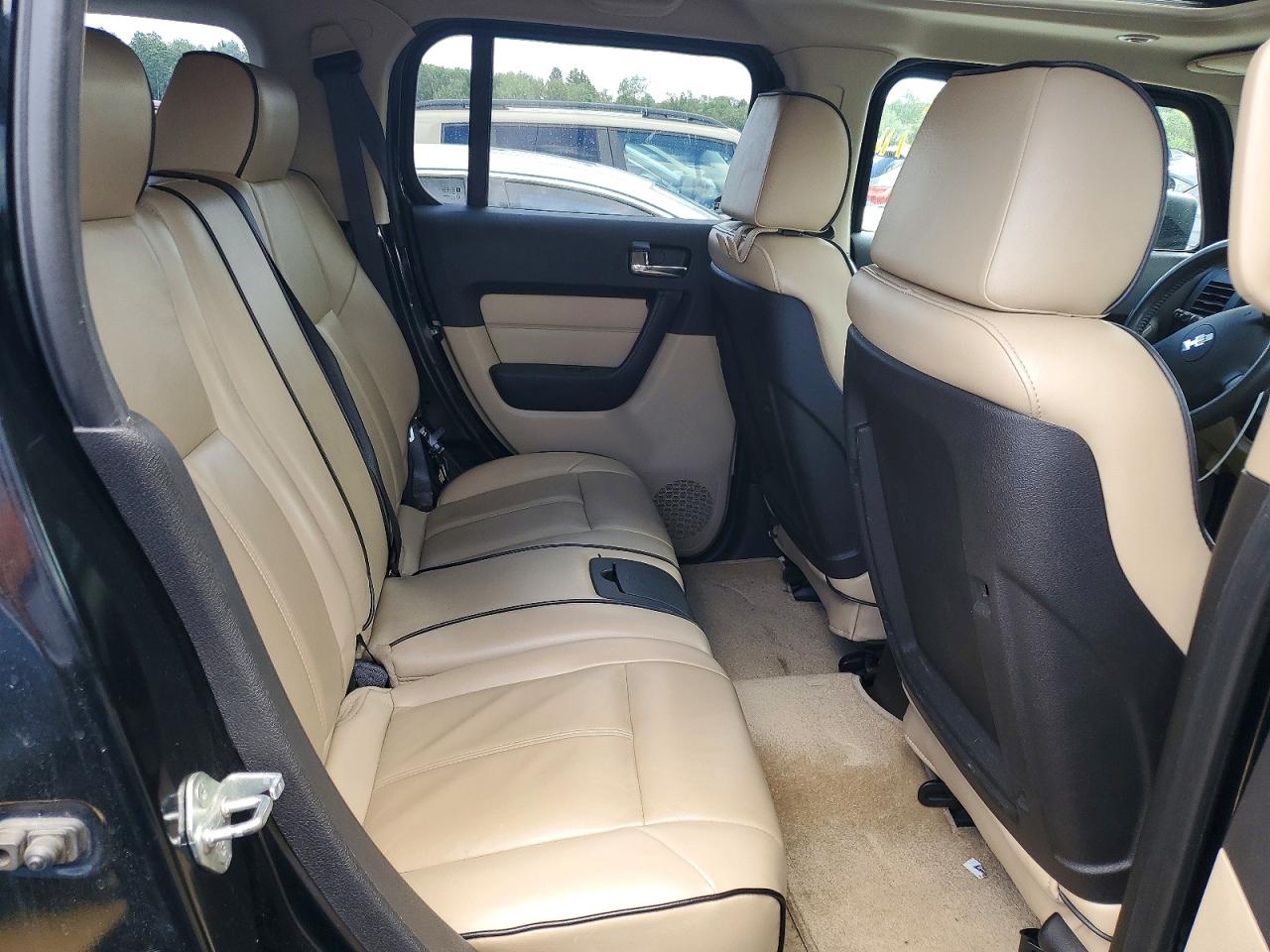 2008 Hummer H3 Черный vin: 5GTEN13EX88146979
