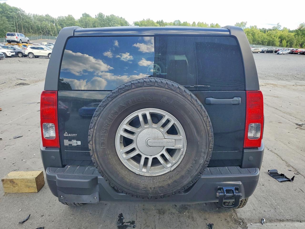 2008 Hummer H3 Черный vin: 5GTEN13EX88146979