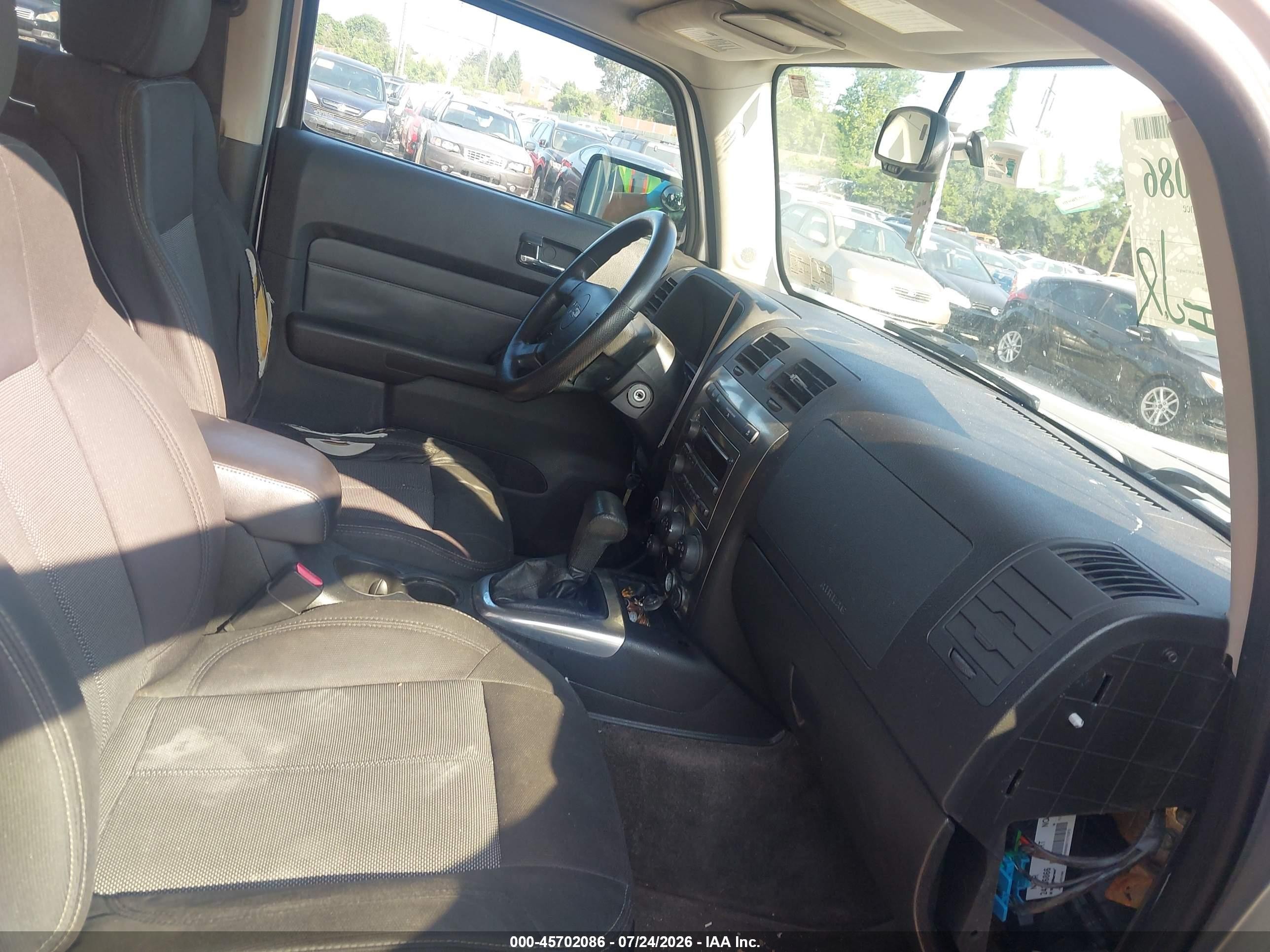 2008 Hummer H3 Suv   Silver vin: 5GTEN13EX88198452