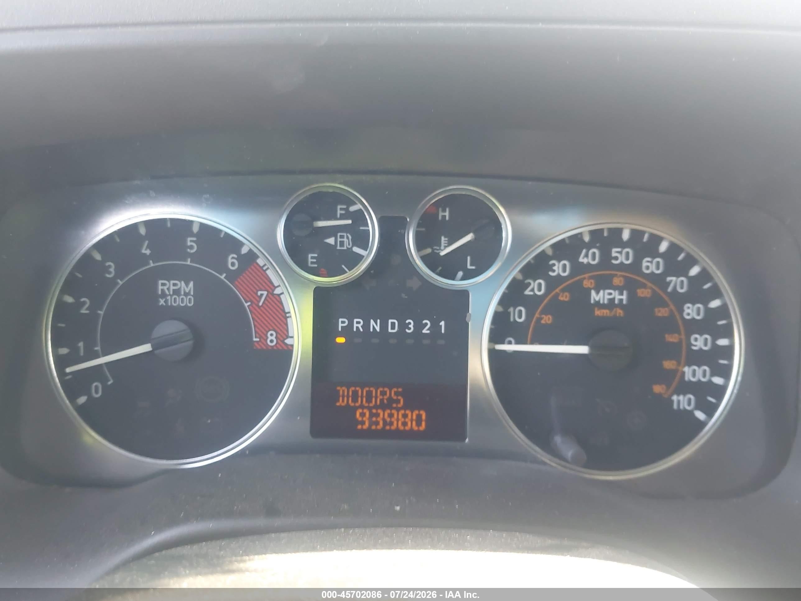 2008 Hummer H3 Suv   Silver vin: 5GTEN13EX88198452