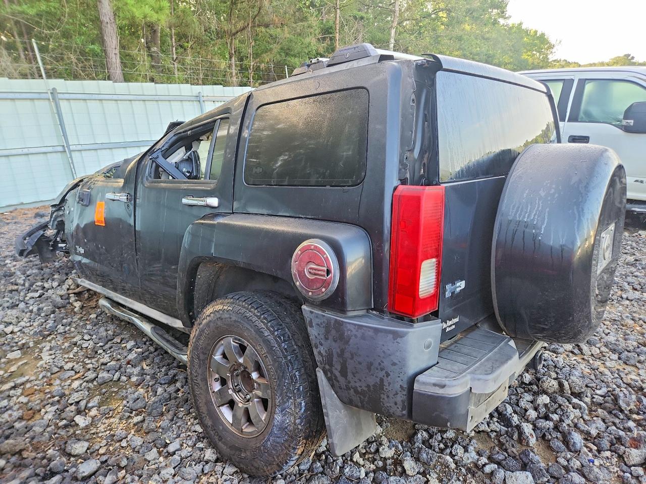2009 Hummer H3 Black vin: 5GTEN13EX98105141