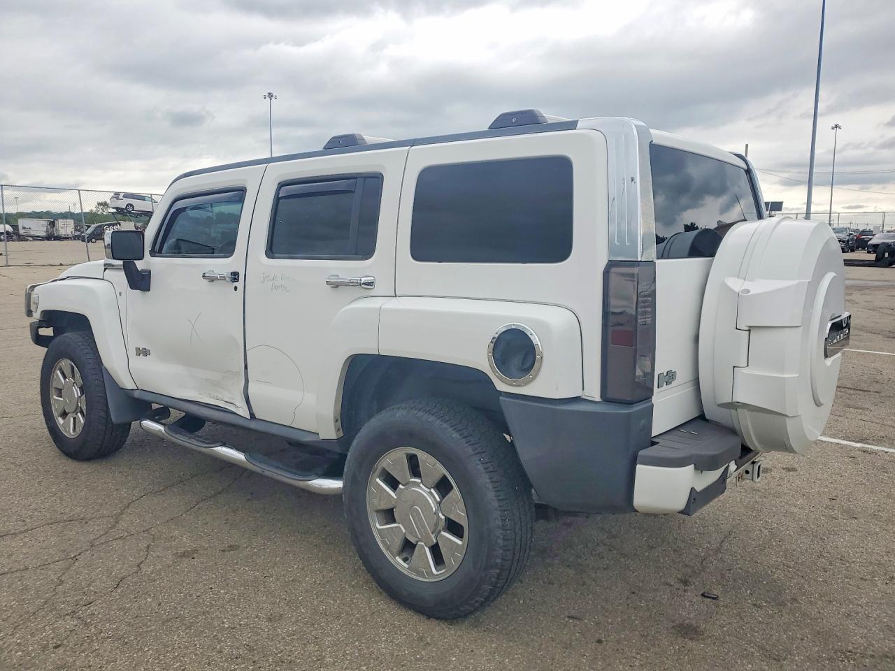 2008 Hummer H3 Alpha White vin: 5GTEN13L688180223