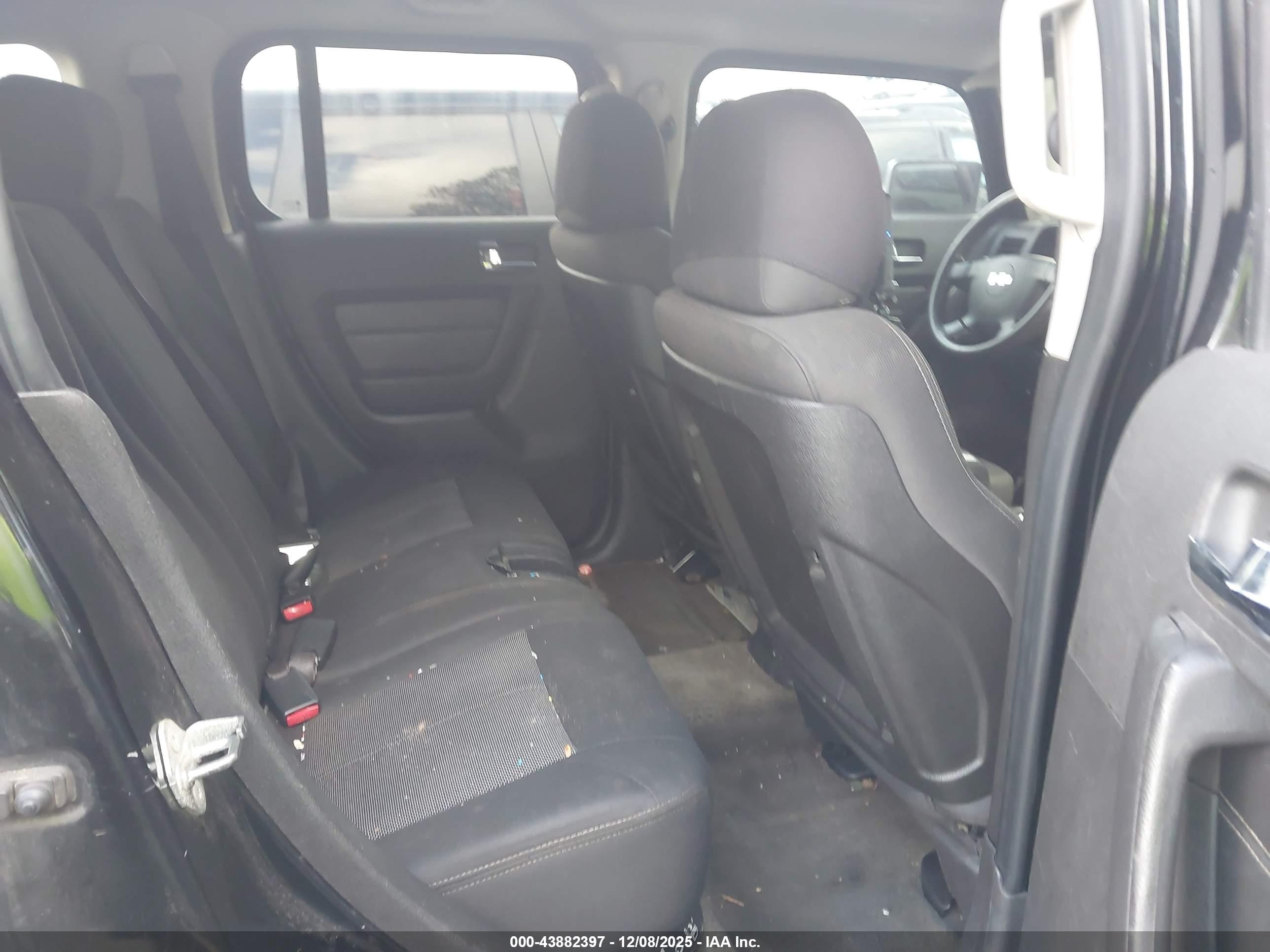 2010 Hummer H3 Suv   Black vin: 5GTMNGEE0A8117914