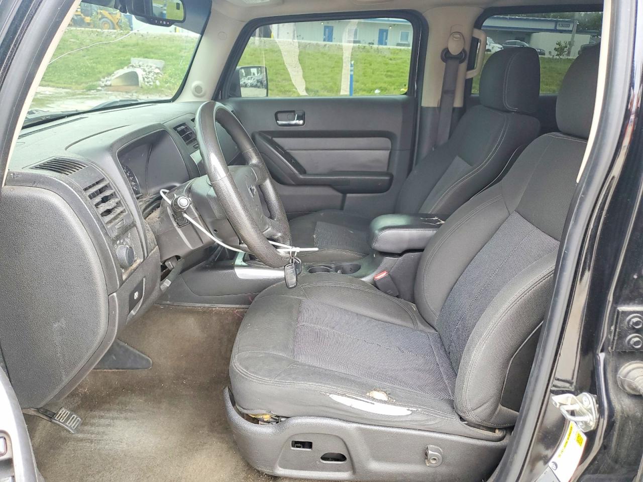 2010 Hummer H3 Black vin: 5GTMNGEE1A8137654