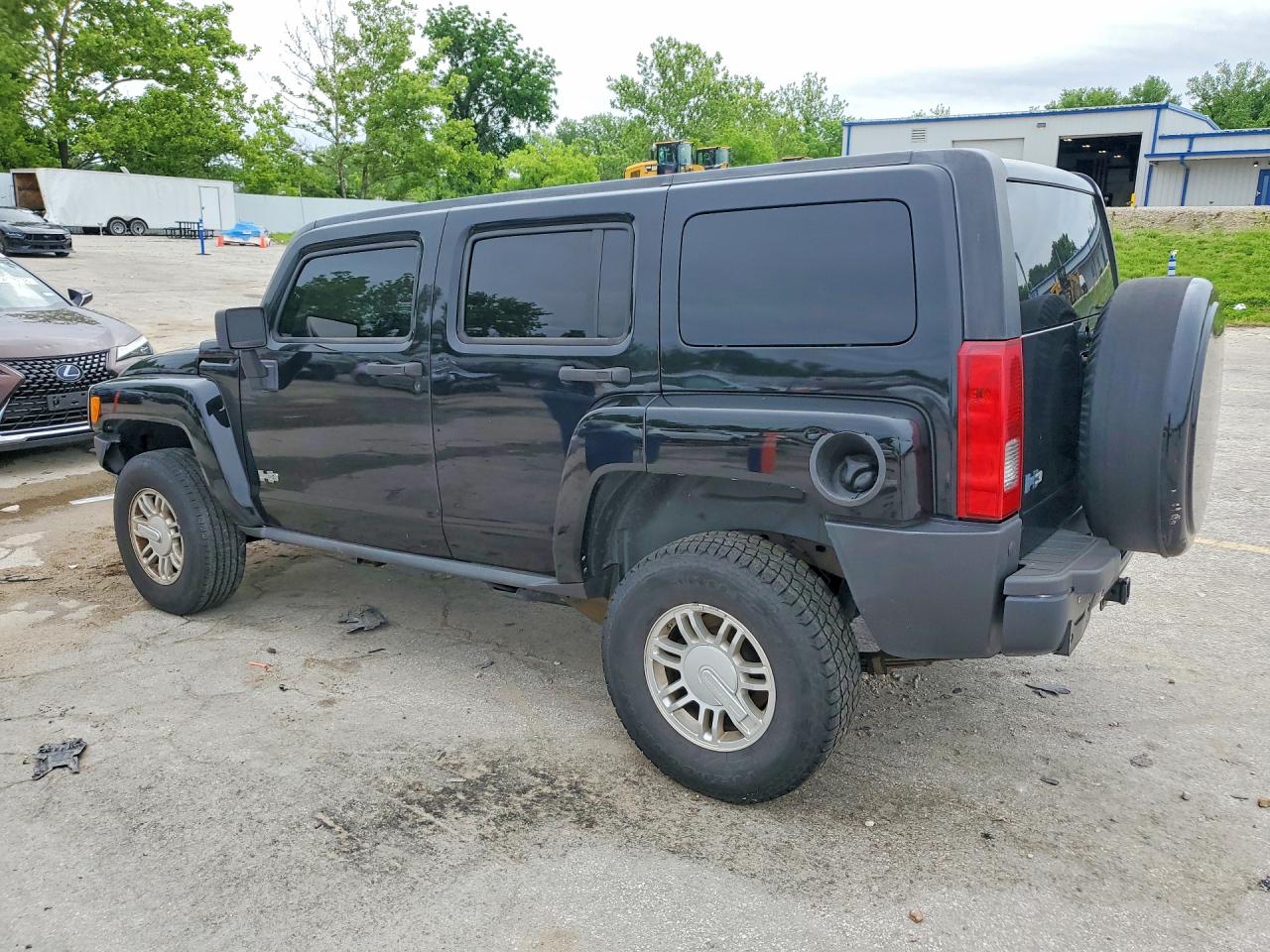 2010 Hummer H3 Black vin: 5GTMNGEE1A8137654