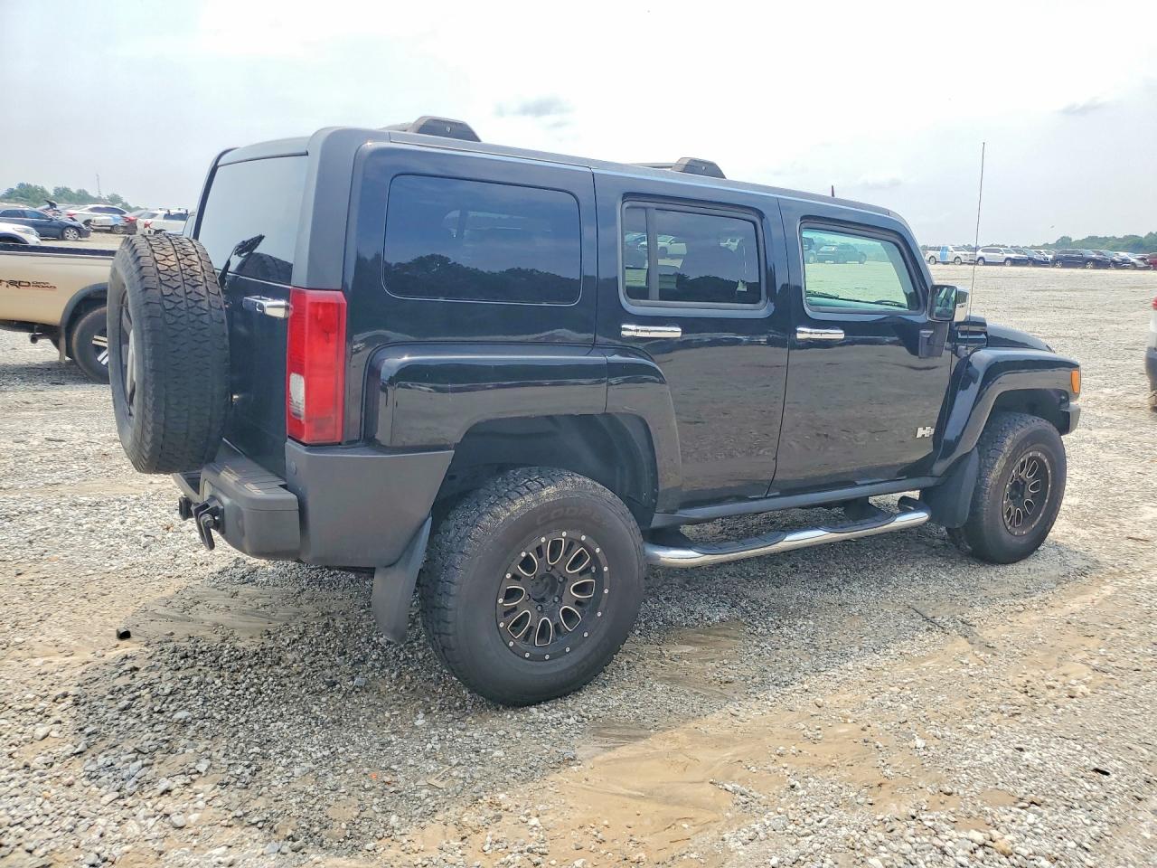 2010 Hummer H3 Black vin: 5GTMNGEE4A8120279