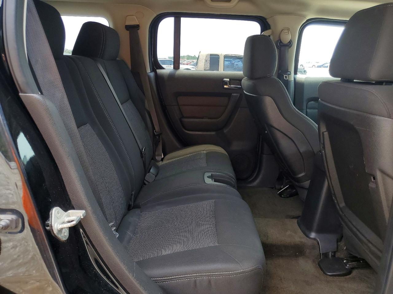 2010 Hummer H3 Black vin: 5GTMNGEE4A8120279