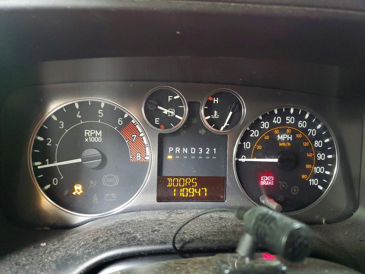 2010 Hummer H3 Red vin: 5GTMNGEE6A8118789