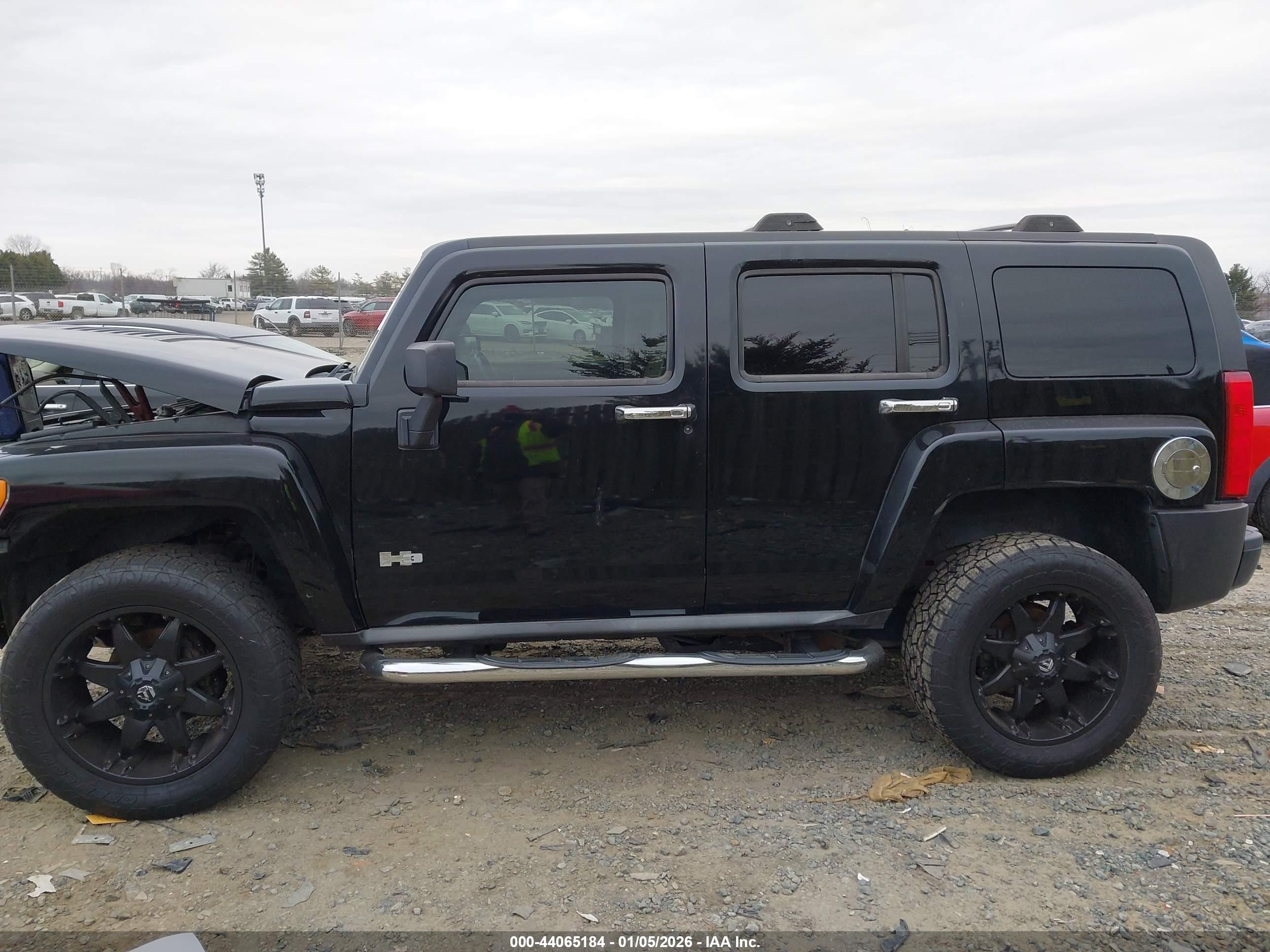 2010 Hummer H3 Suv Luxury Black vin: 5GTMNJEE9A8120226