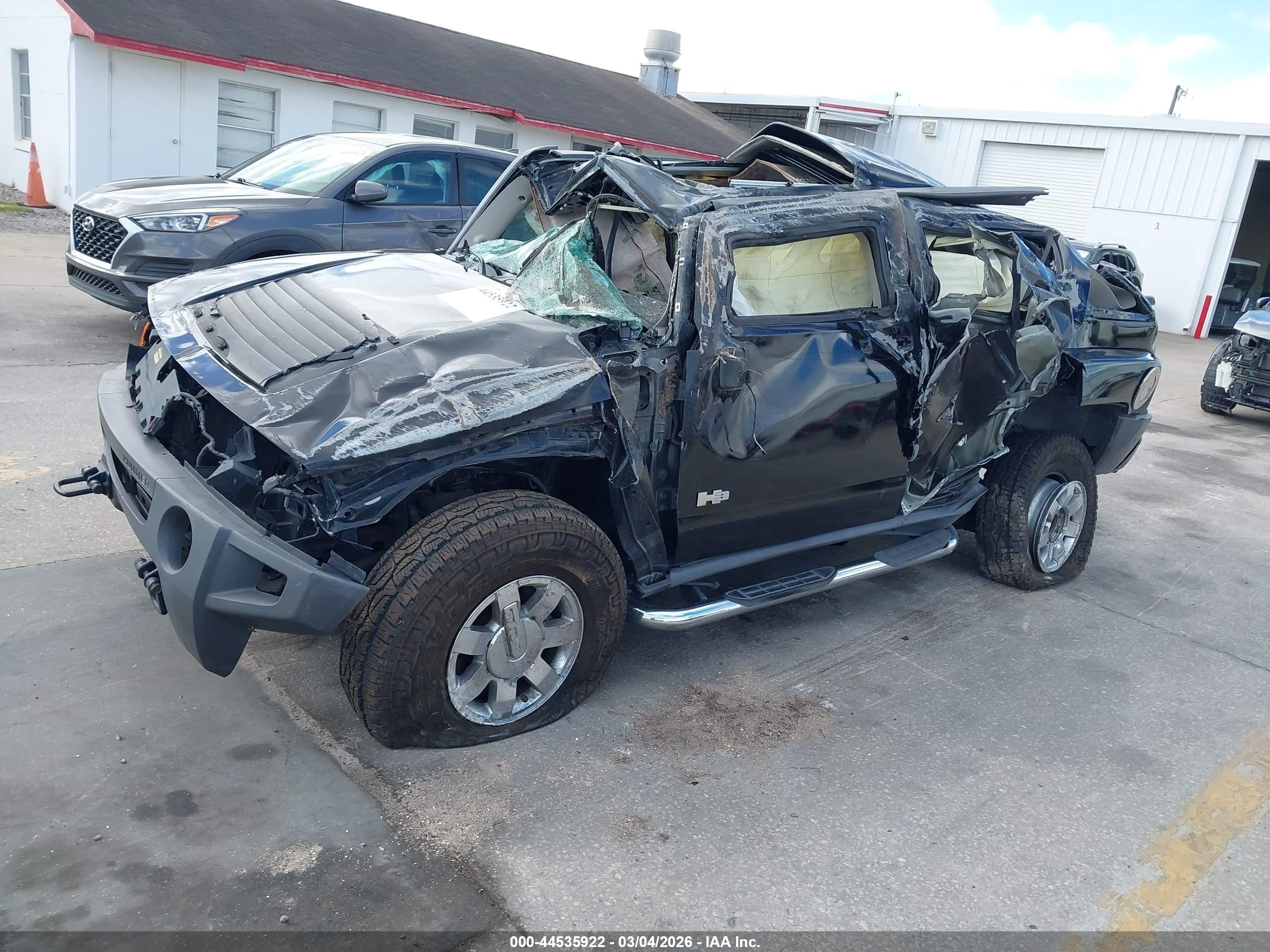 2010 Hummer H3 Suv Luxury Black vin: 5GTMNJEEXA8114788