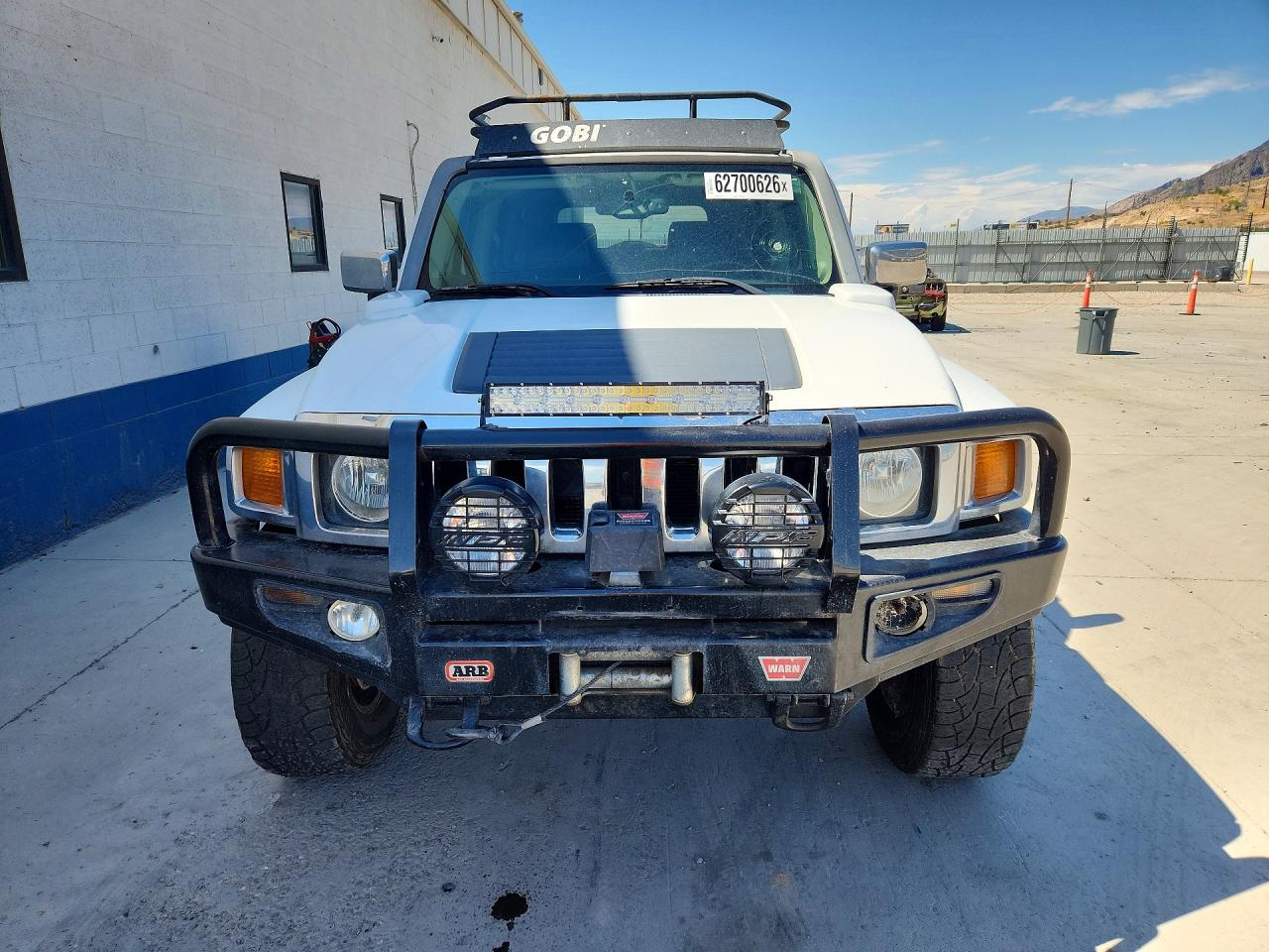 2010 Hummer H3 Alpha White vin: 5GTMNLEP4A8139263