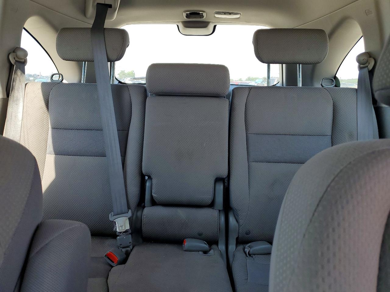 2009 Honda Cr-v Lx Silver vin: 5J6RE38329L008826