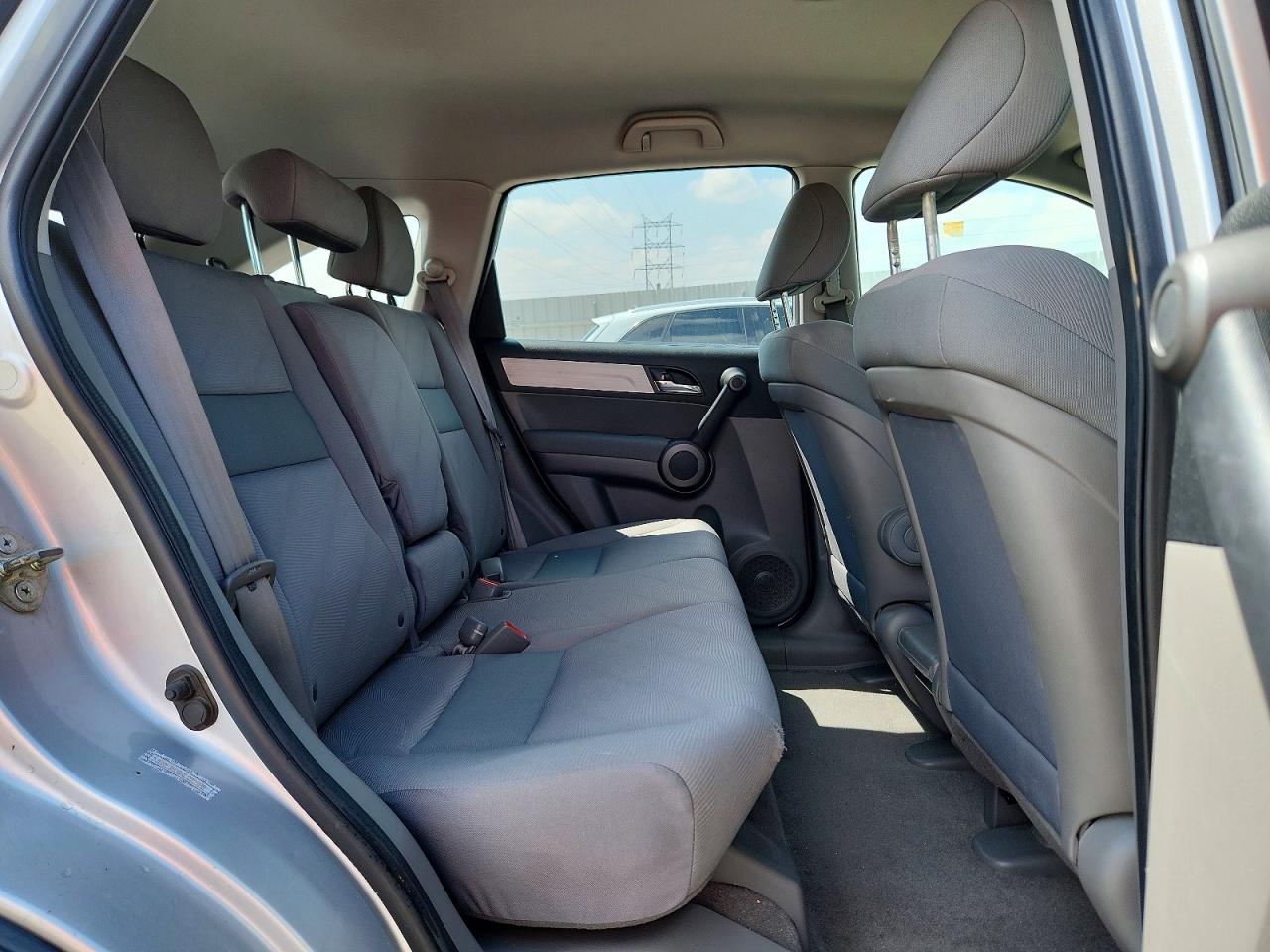 2010 Honda Cr-v Lx Silver vin: 5J6RE3H30AL005928