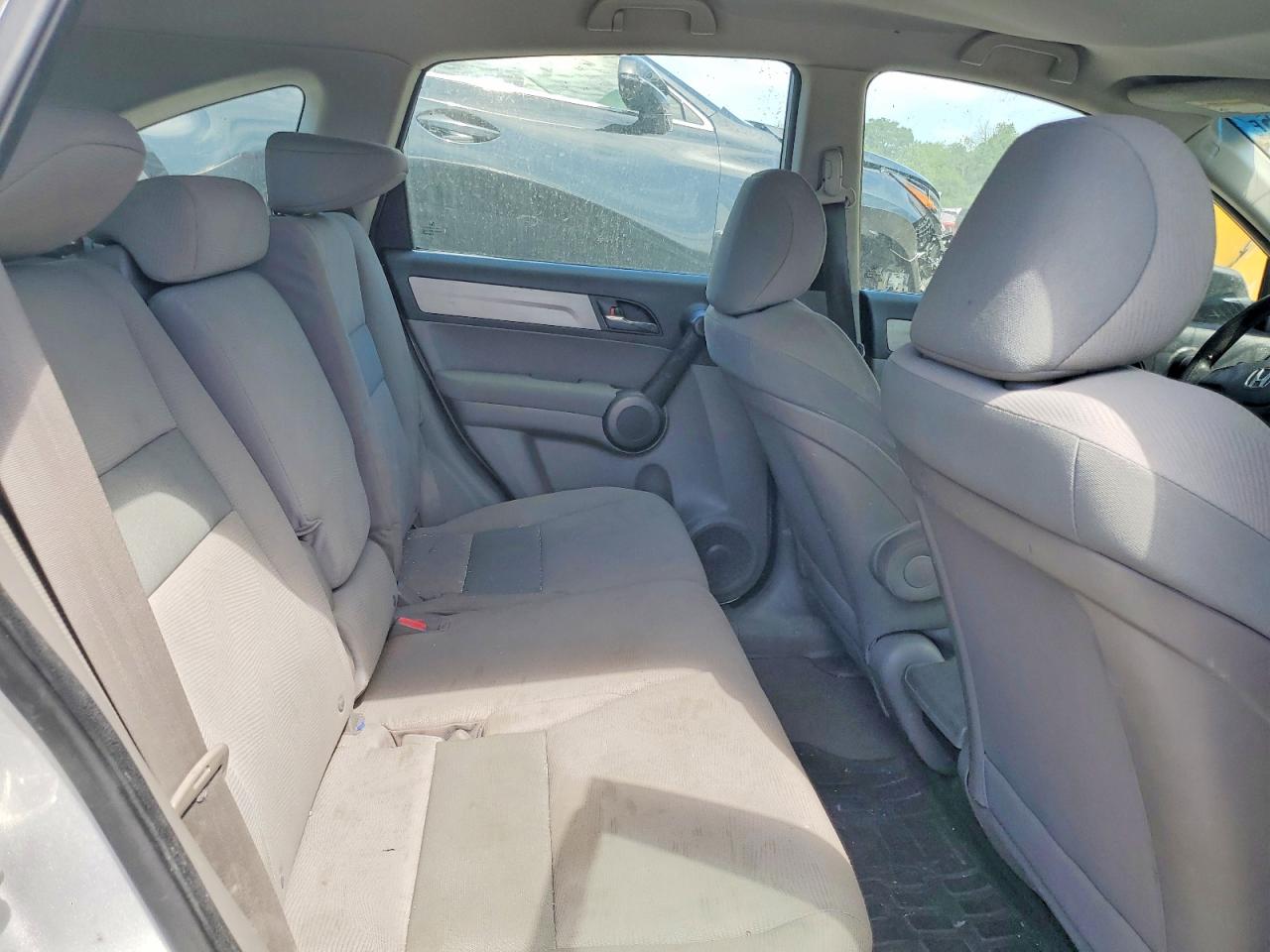 2011 Honda Cr-v Lx Silver vin: 5J6RE3H31BL056369