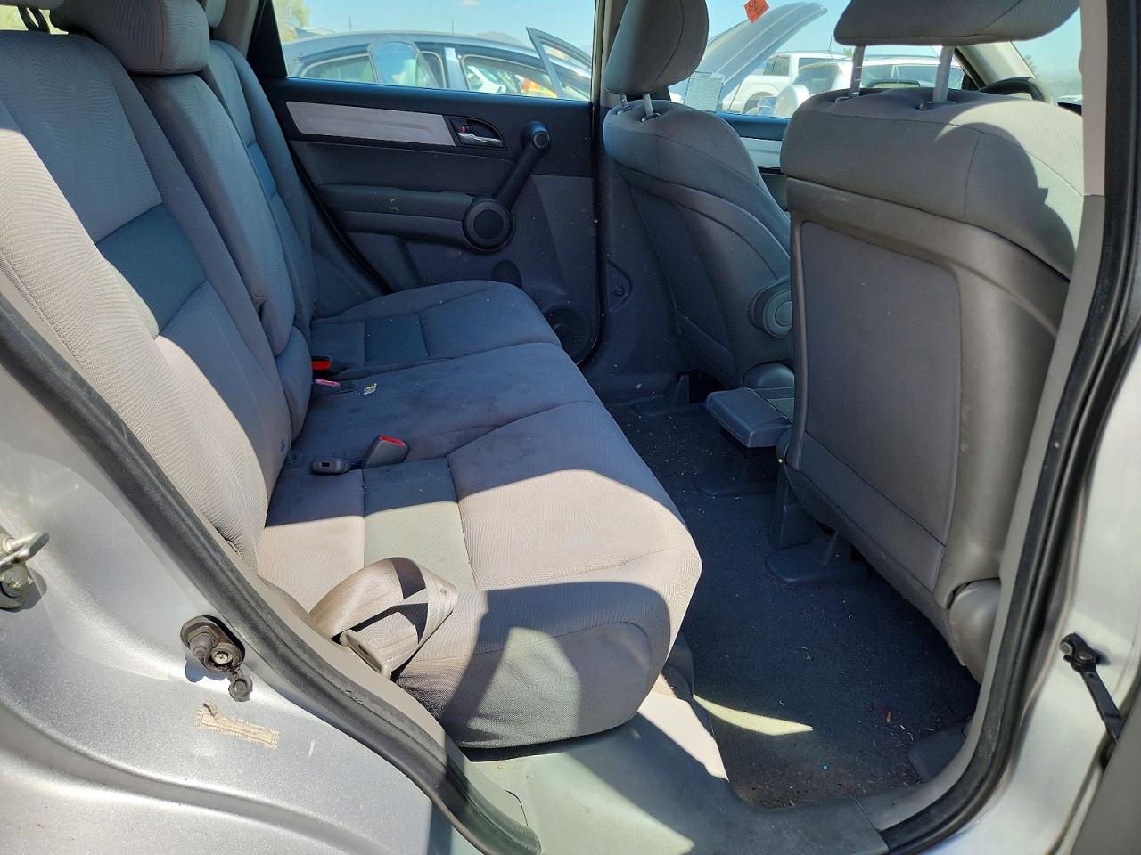 2010 Honda Cr-v Lx Silver vin: 5J6RE3H33AL012145
