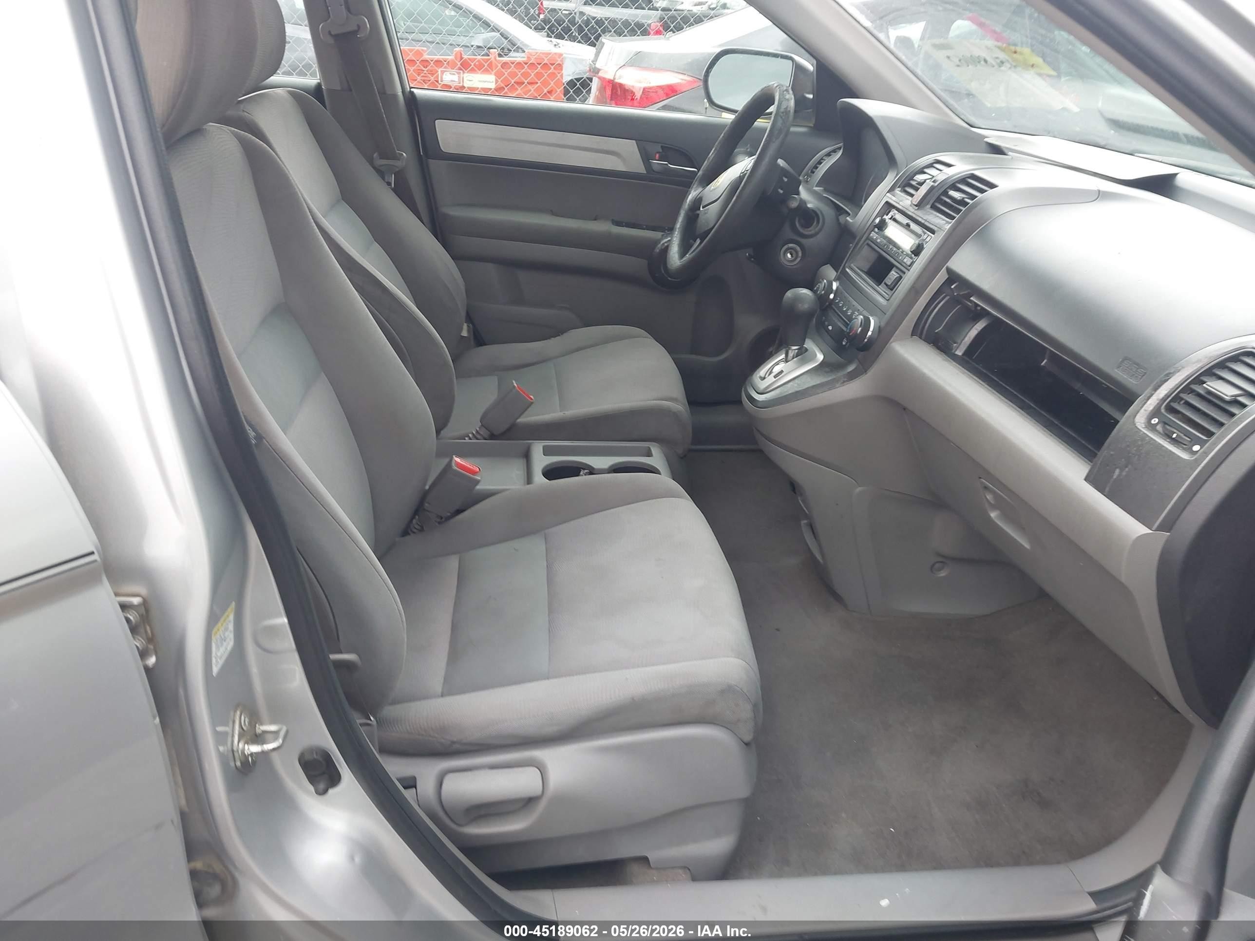 2010 Honda Cr-v Lx Silver vin: 5J6RE3H34AL022912