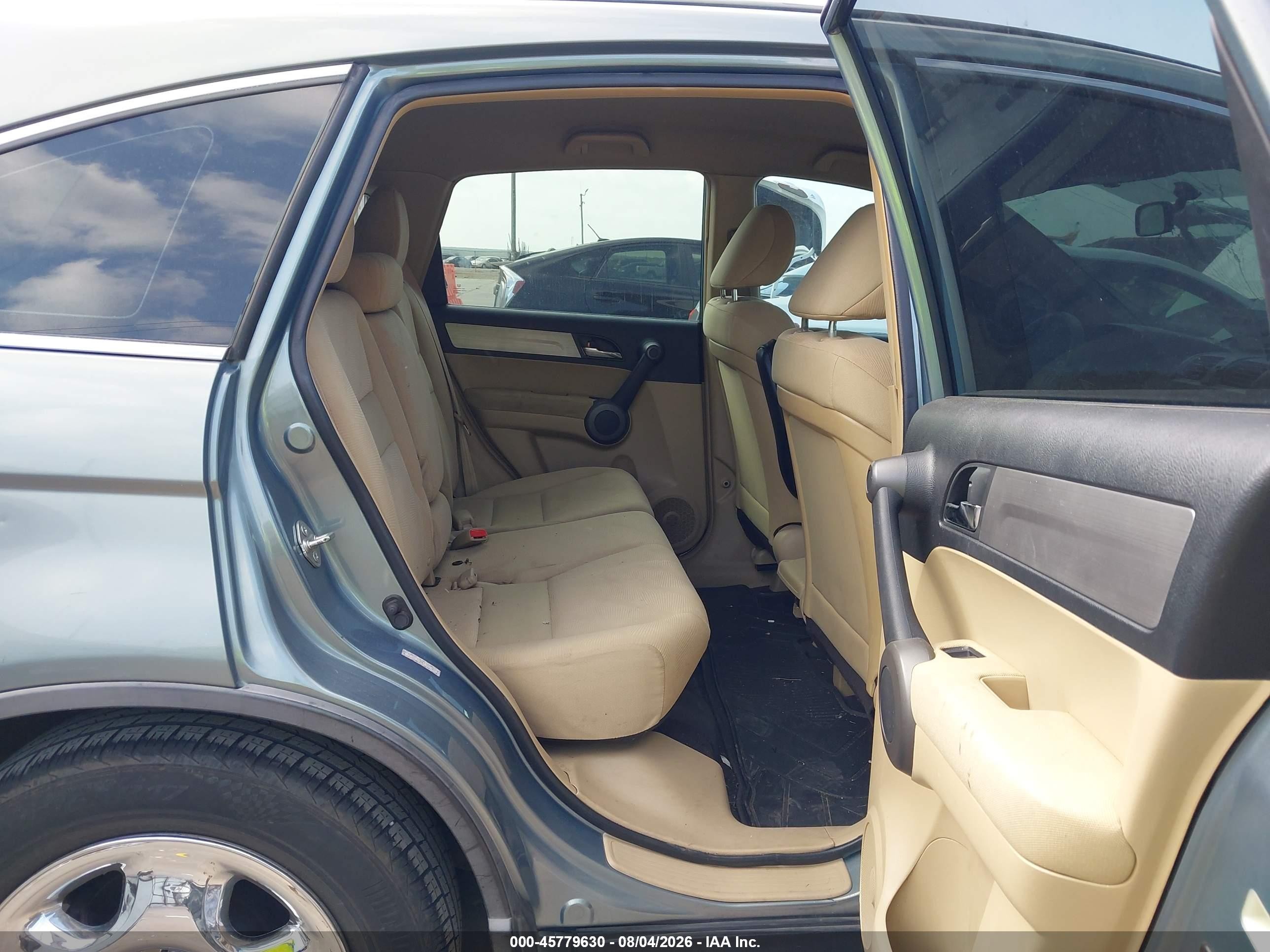 2010 Honda Cr-v Lx Silver vin: 5J6RE3H38AL007720