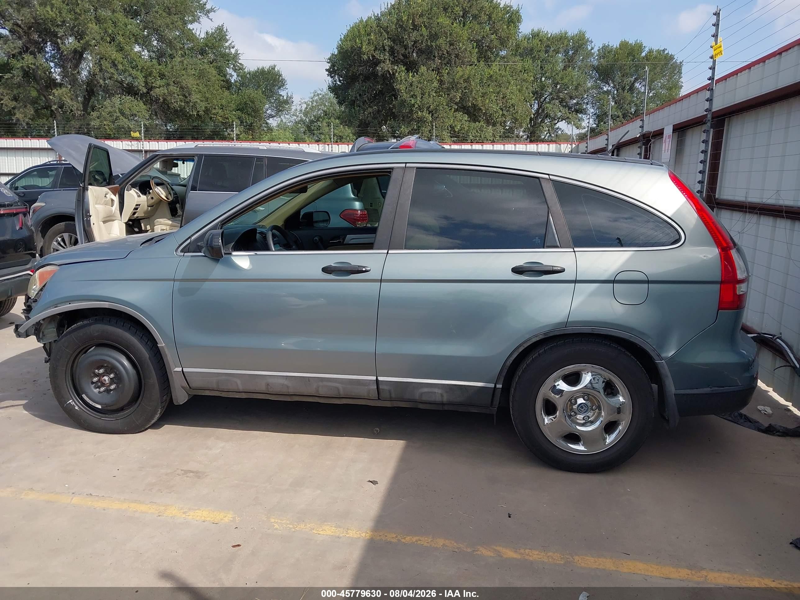 2010 Honda Cr-v Lx Silver vin: 5J6RE3H38AL007720