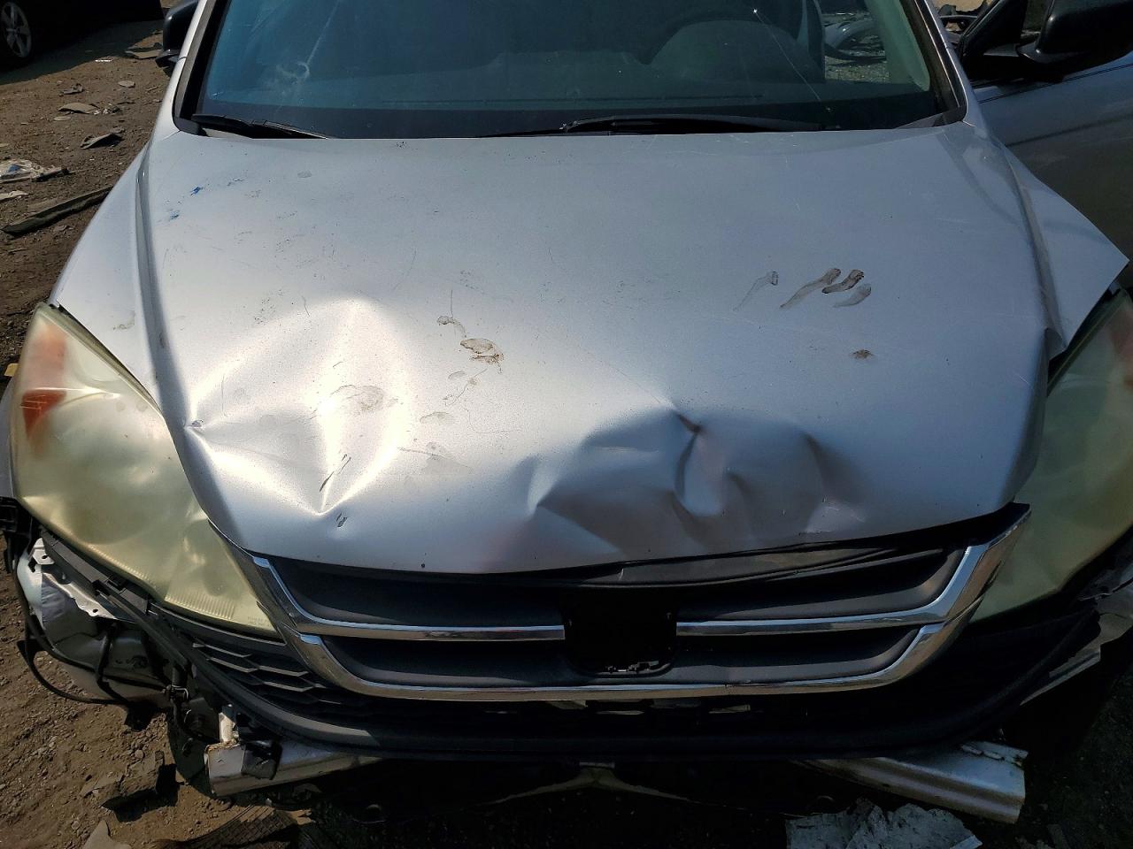 2010 Honda Cr-v Lx Silver vin: 5J6RE3H38AL039681