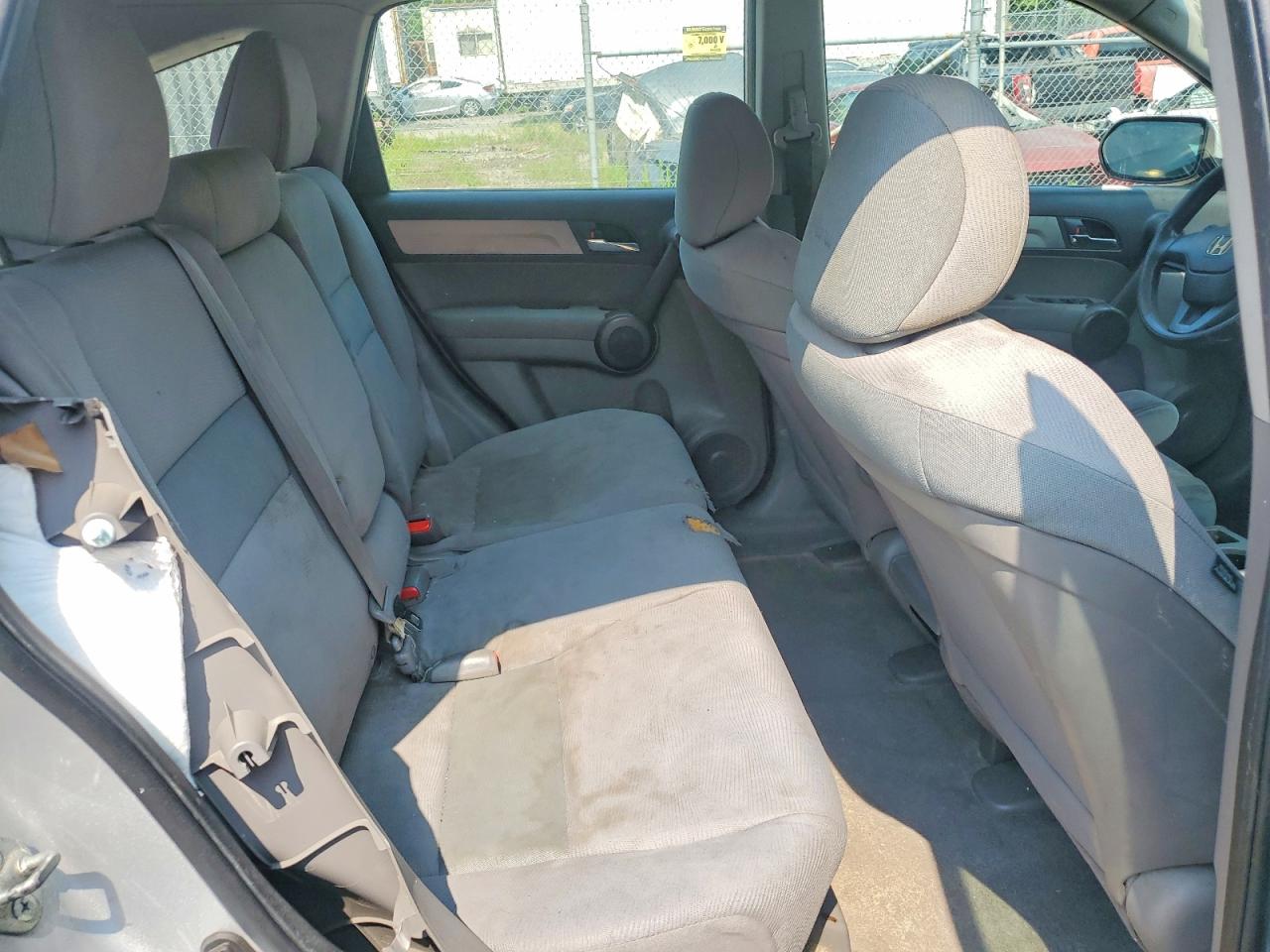 2010 Honda Cr-v Lx Silver vin: 5J6RE3H38AL039681