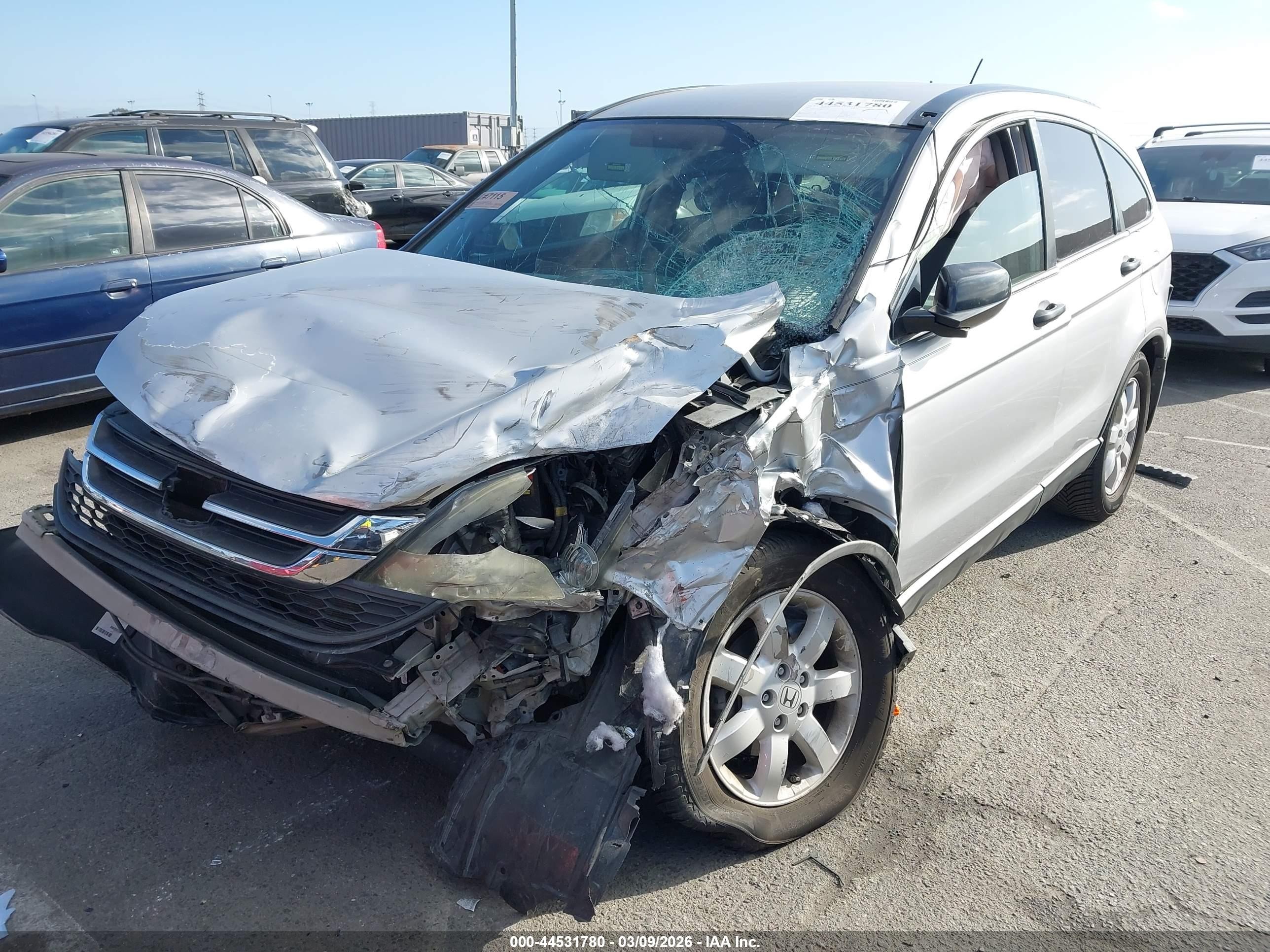2011 Honda Cr-v Se Серебряный vin: 5J6RE3H44BL050381